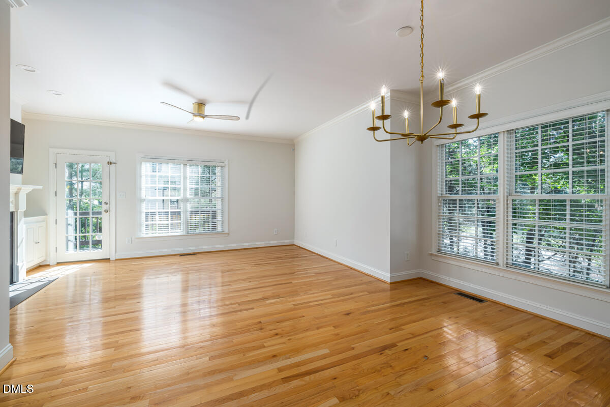 1300 Cameron View Court