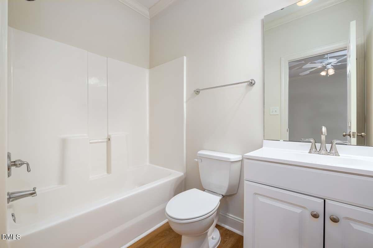1300 Cameron View Court