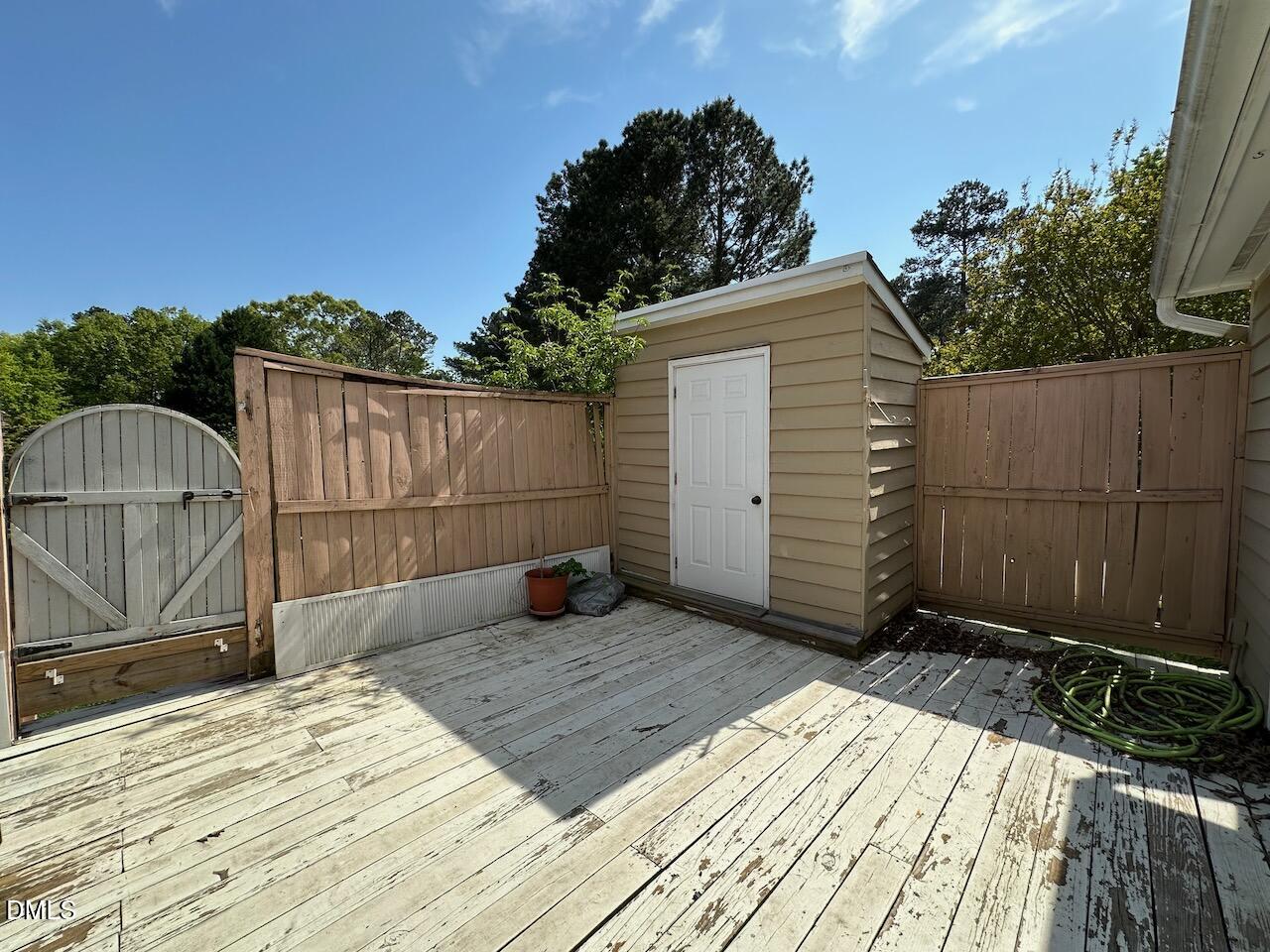 5400 Pine Top Circle