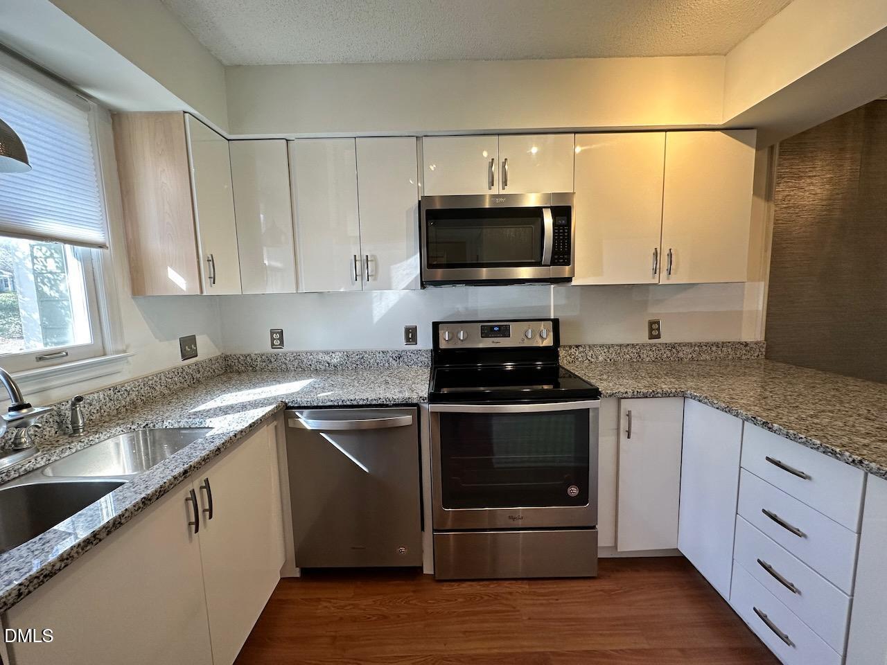 3411 Balfour E