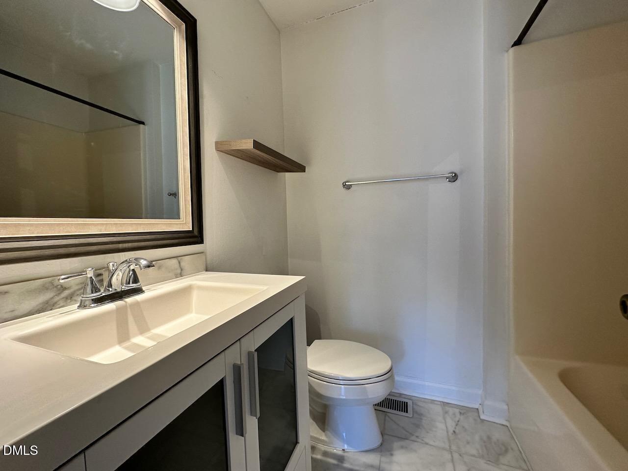 3411 Balfour E