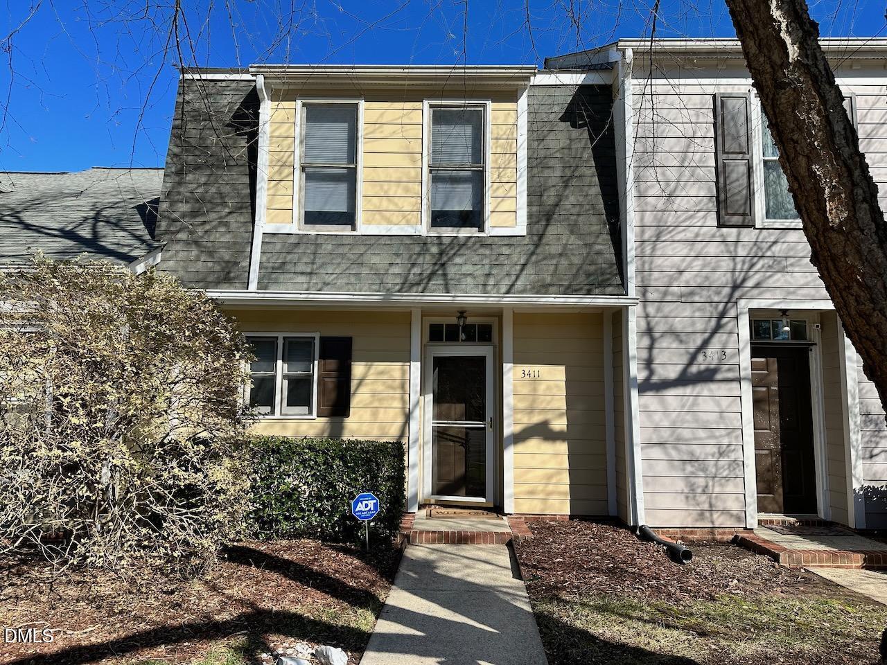 3411 Balfour E