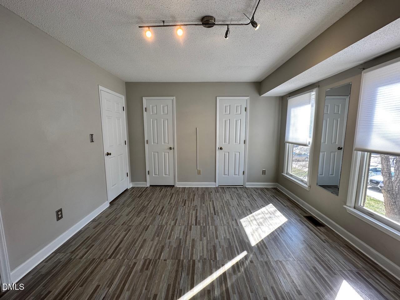 3411 Balfour E