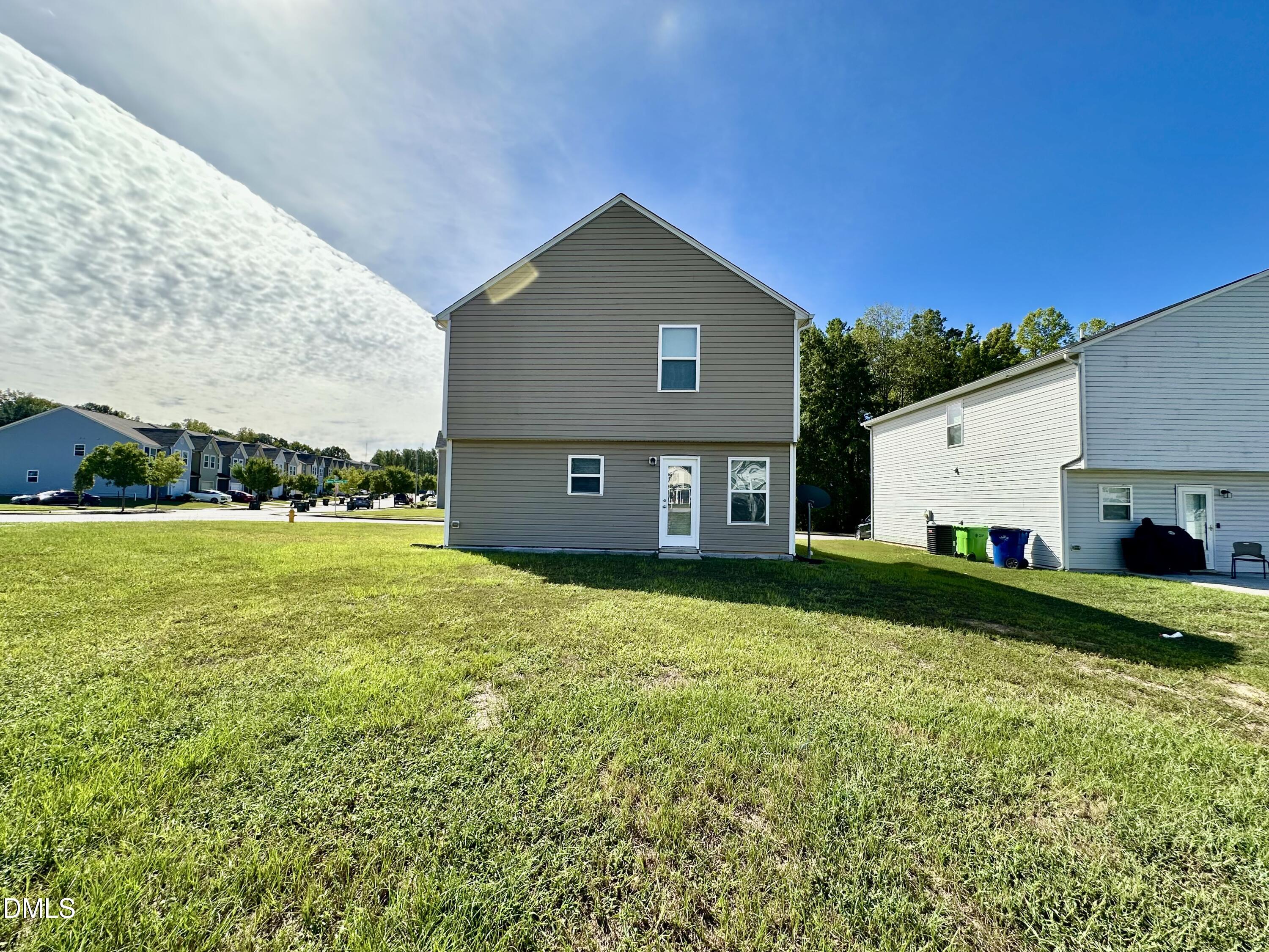 4773 Queen Pierrette Street