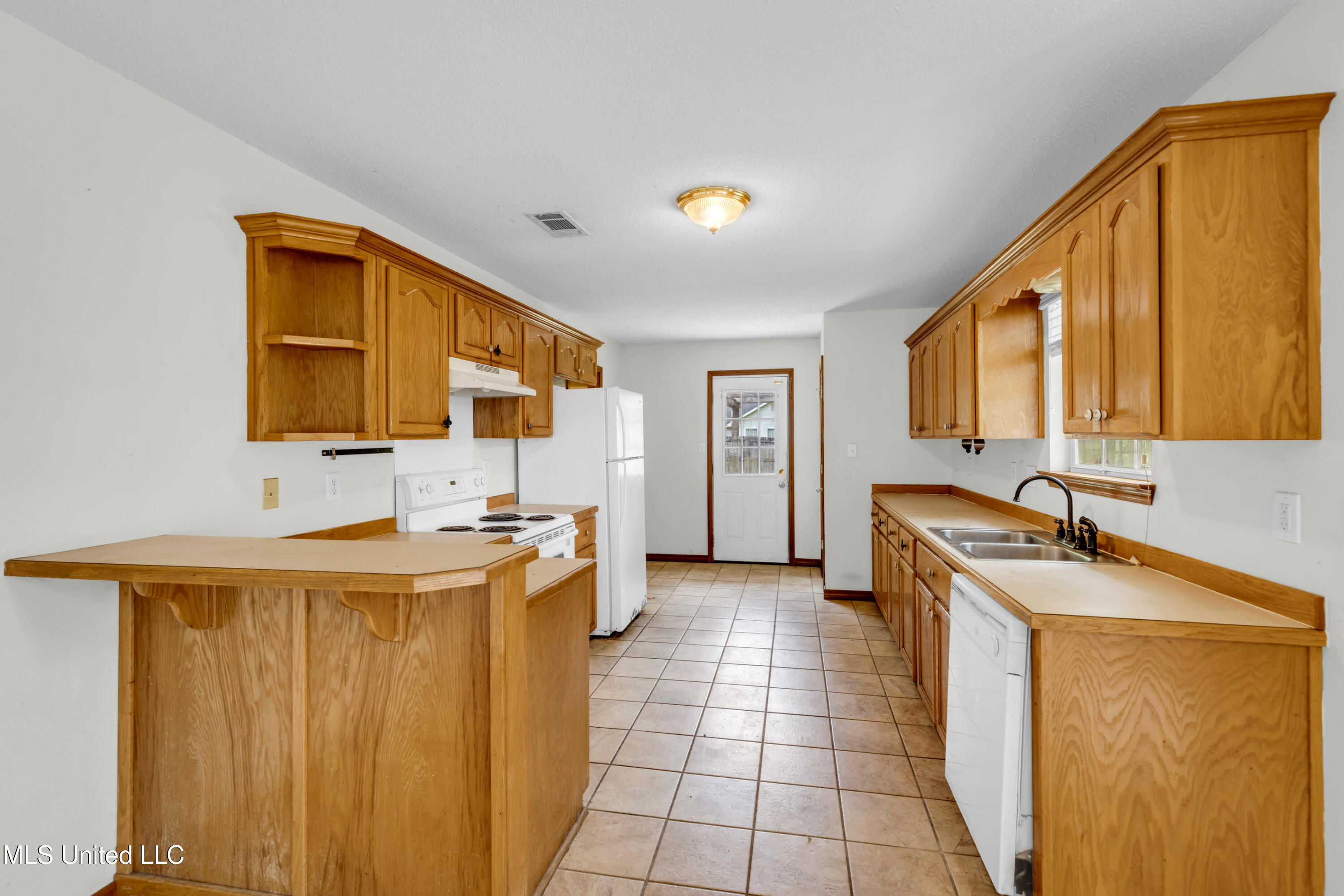 3201 Beachview Drive