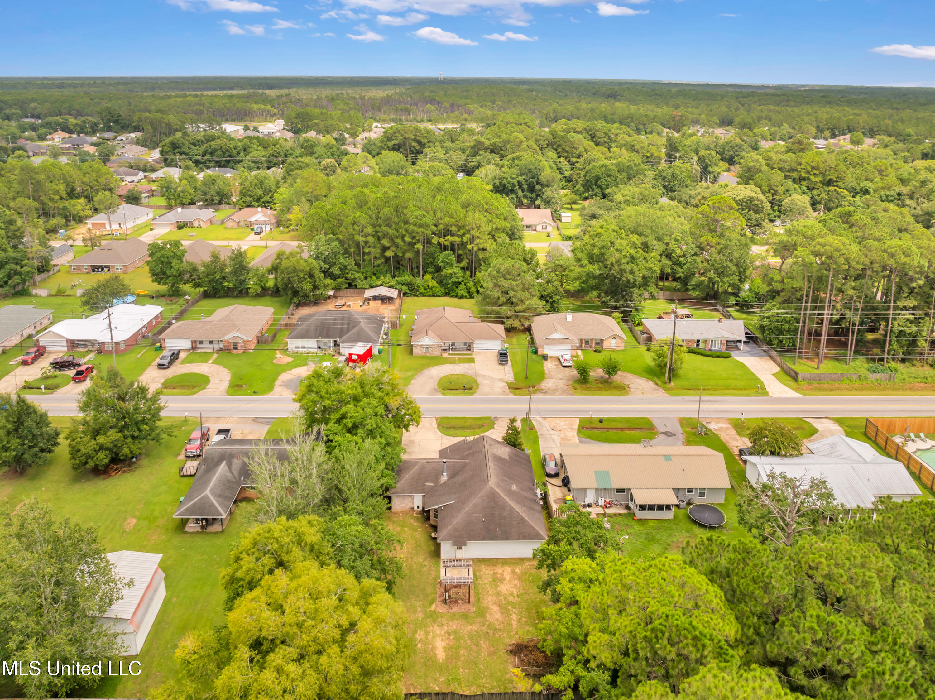 3201 Beachview Drive