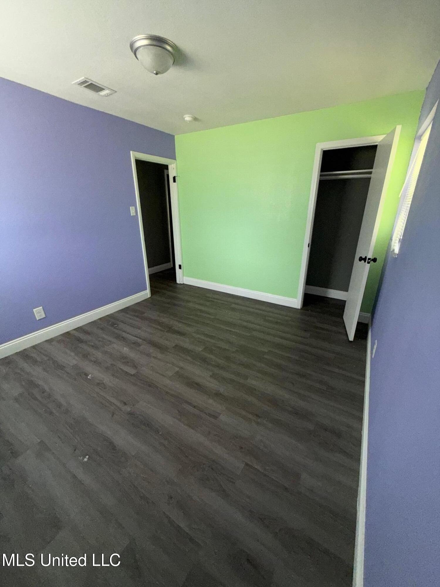 2108 Glendale Street