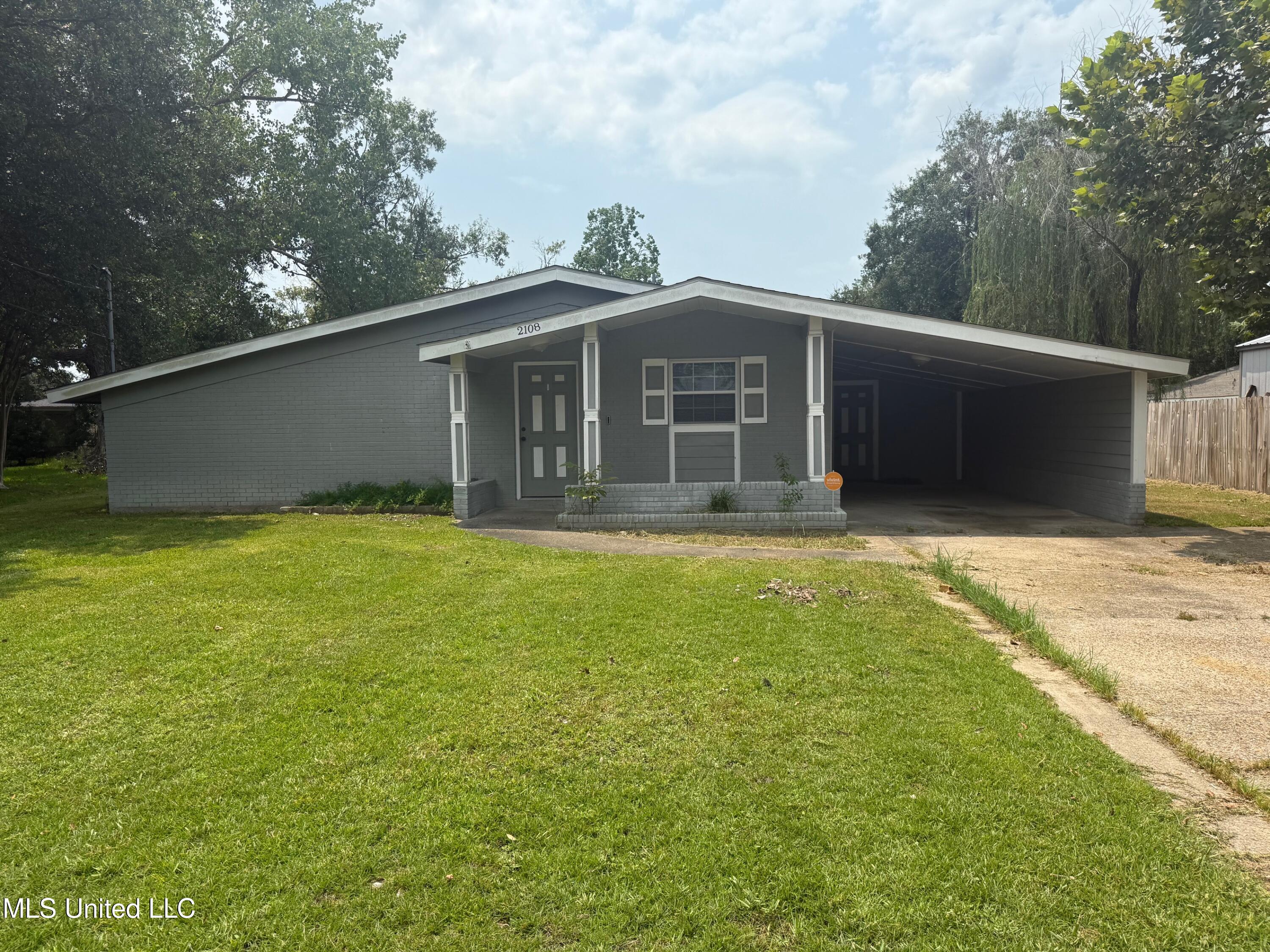 2108 Glendale Street