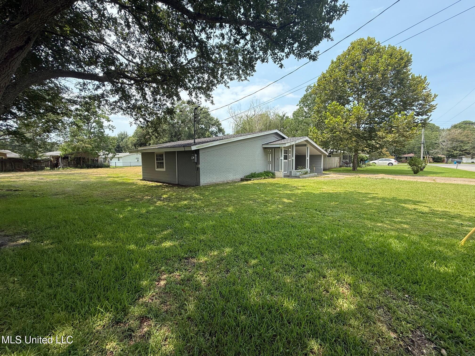 2108 Glendale Street