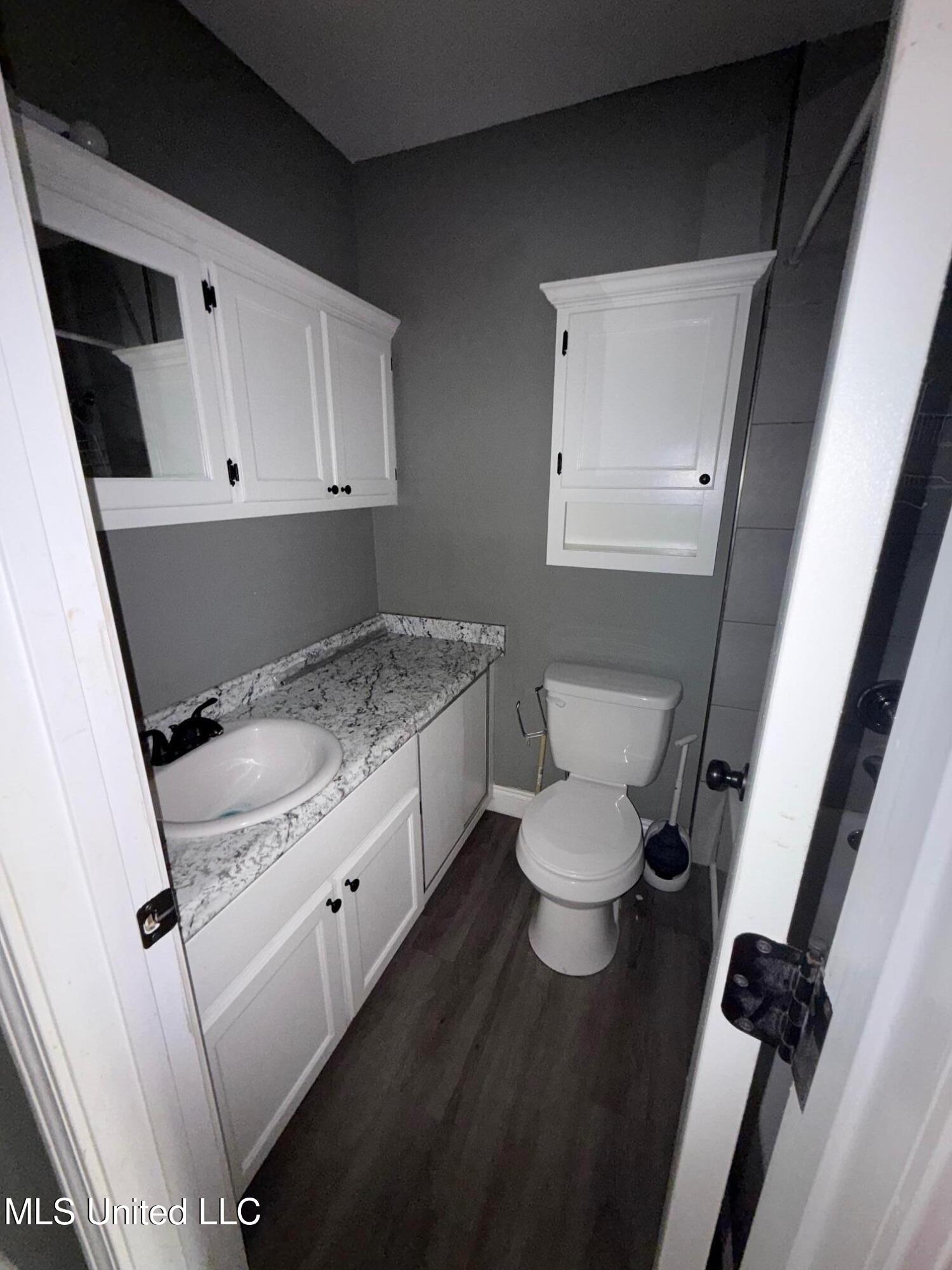 2108 Glendale Street