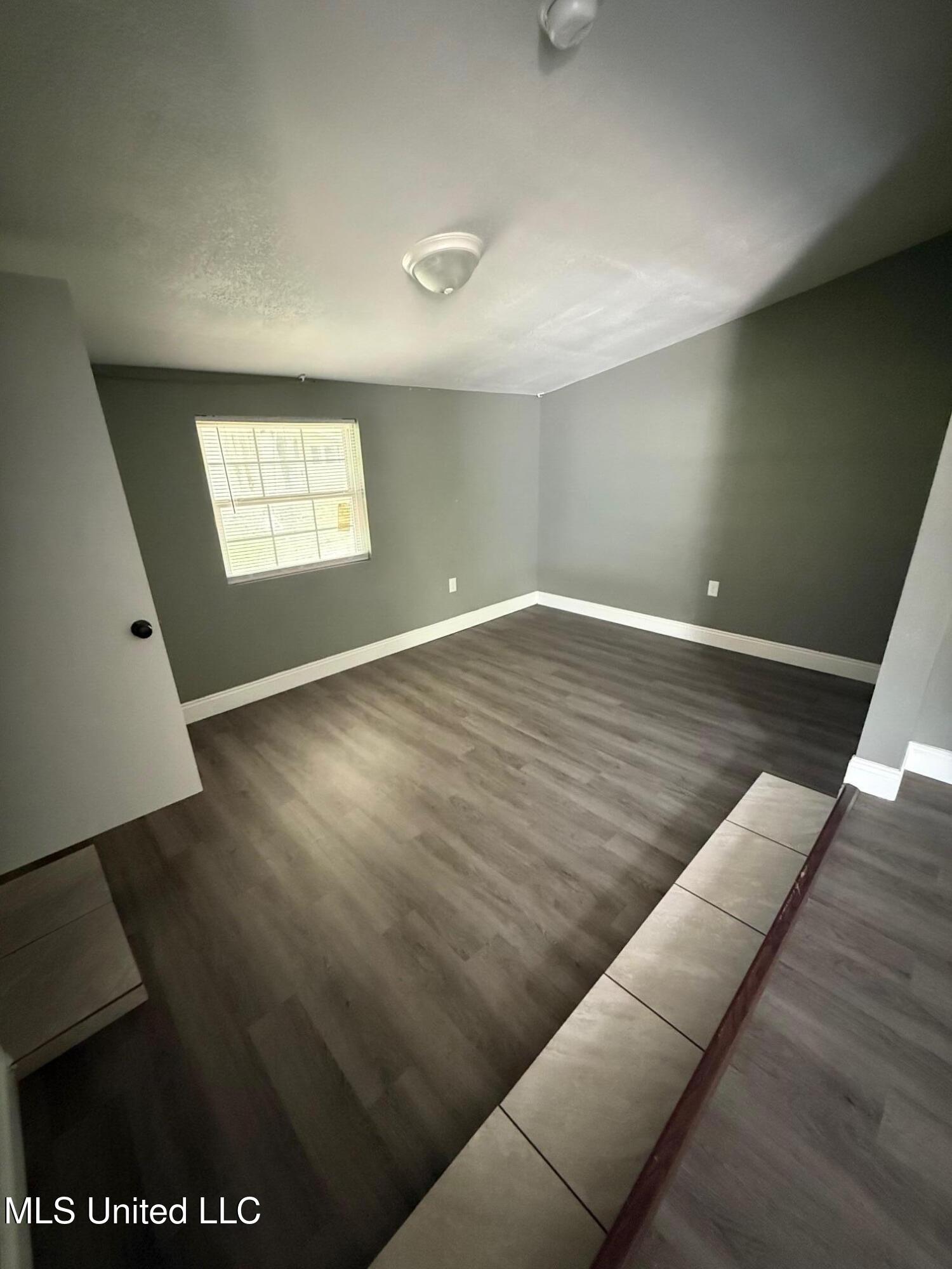 2108 Glendale Street