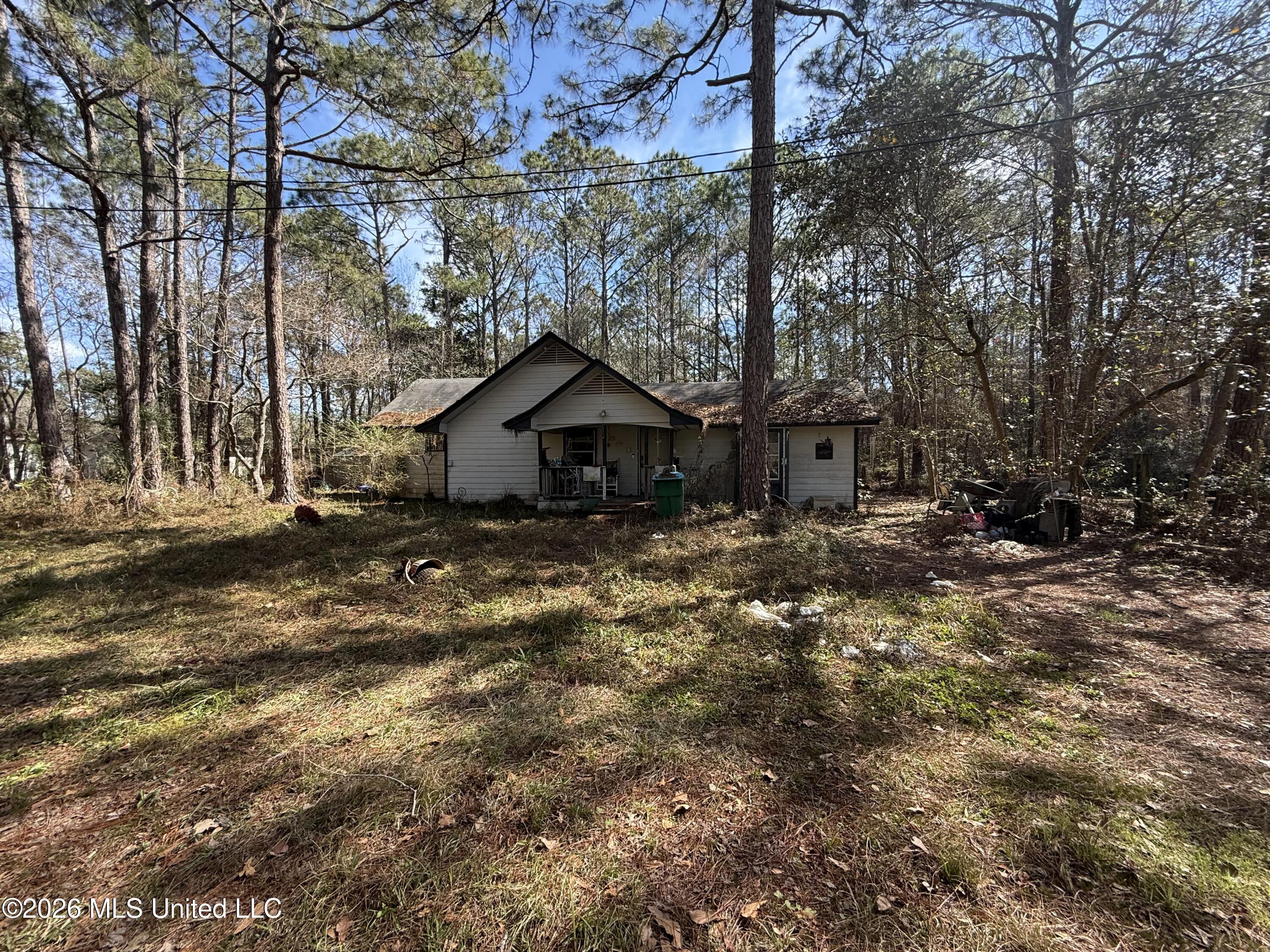 2112 Laurel Glen Road
