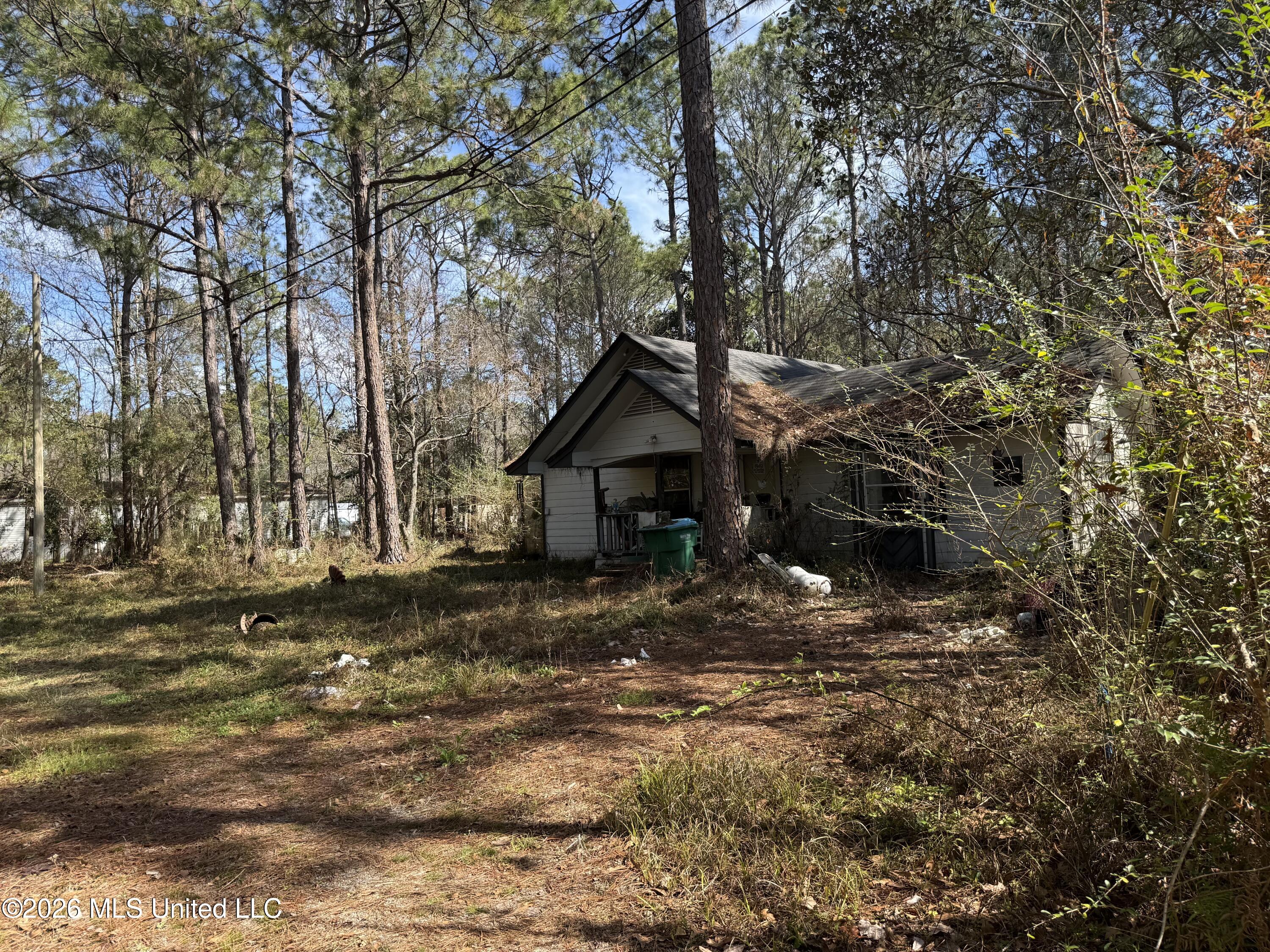 2112 Laurel Glen Road