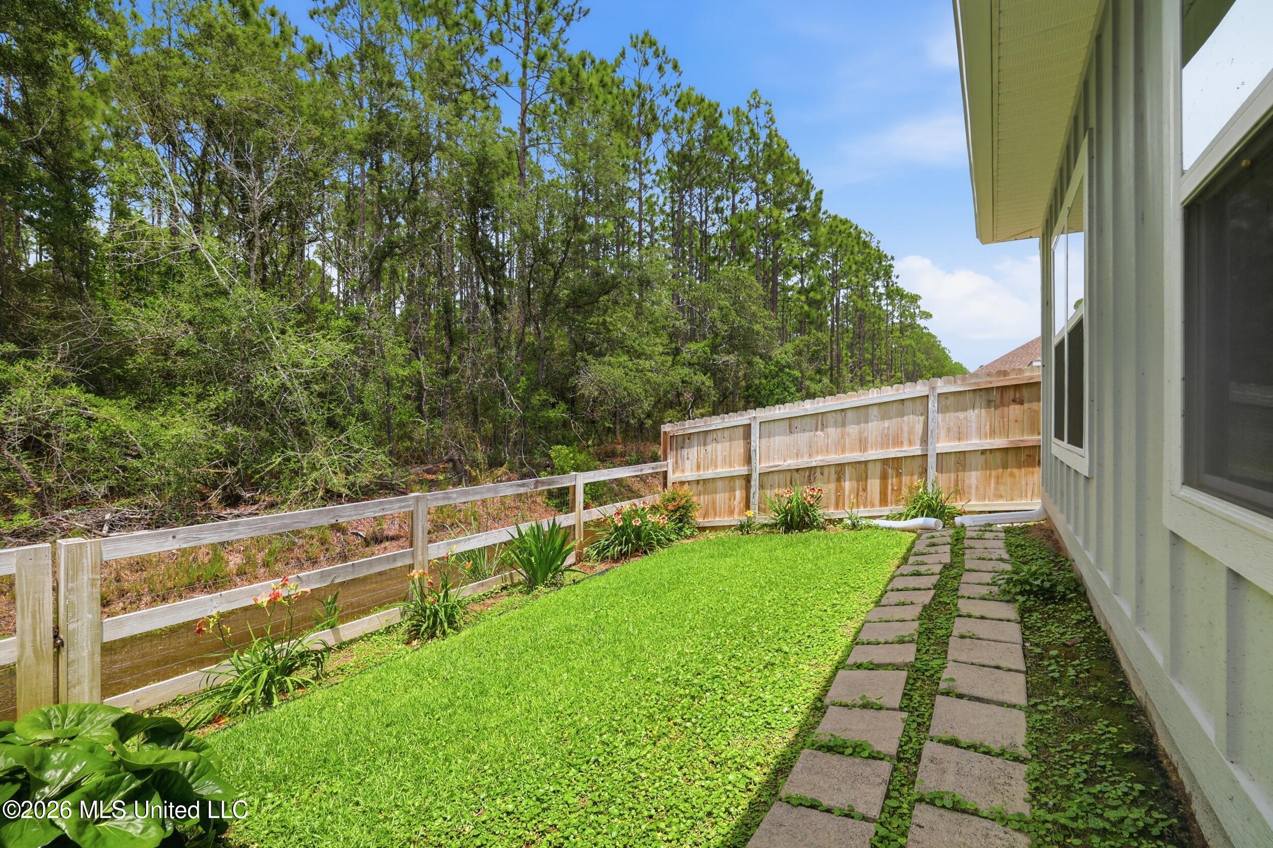 7812 Coral Lane