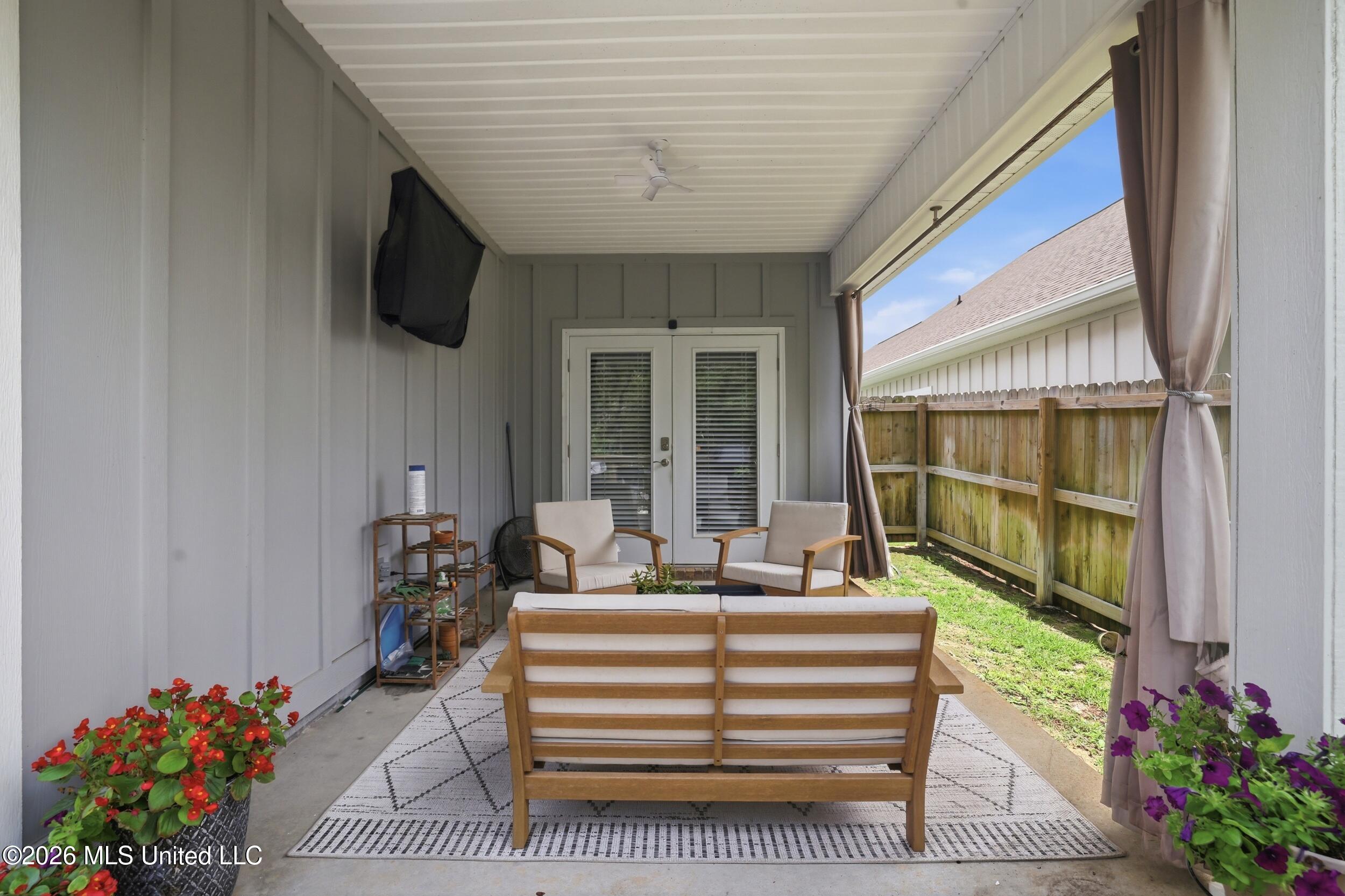 7812 Coral Lane