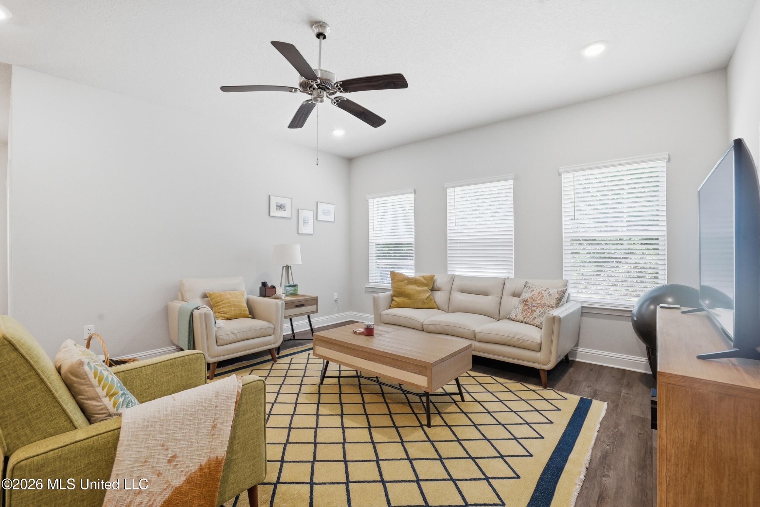 7812 Coral Lane