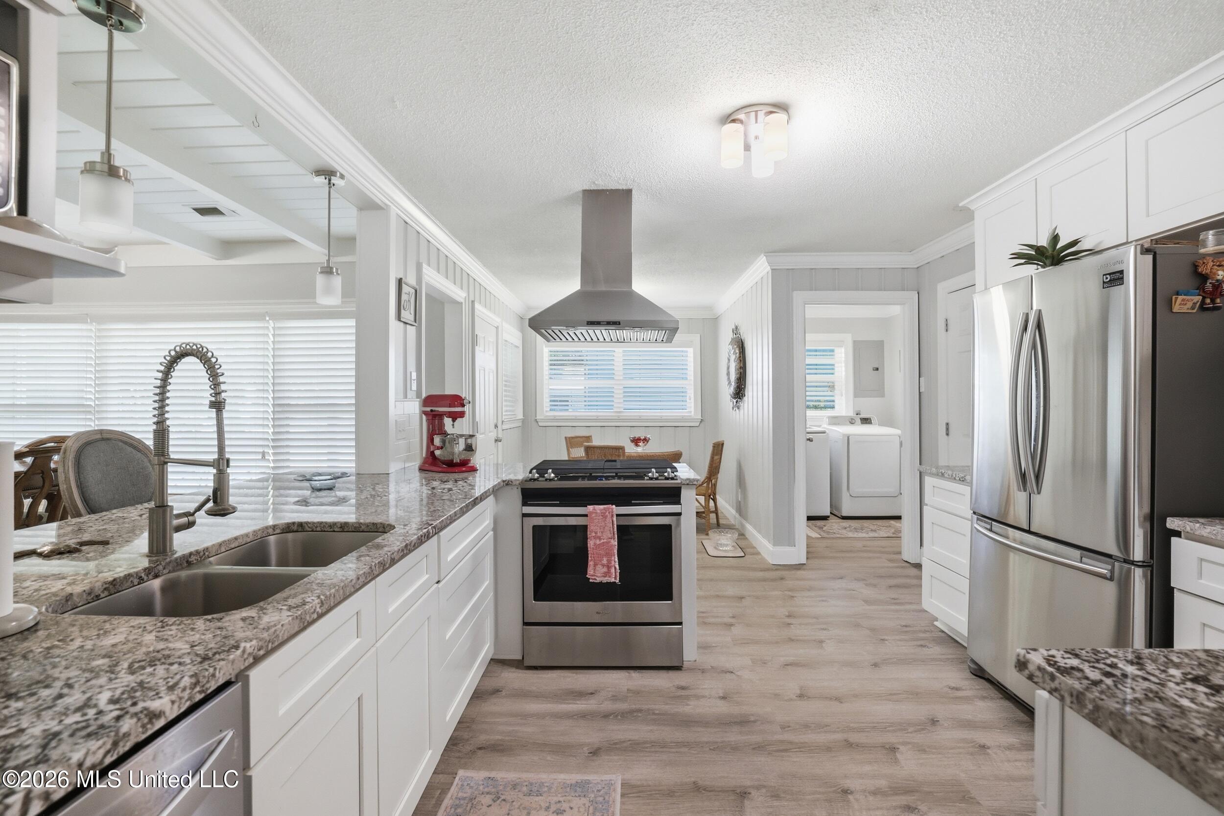 345 Popps Ferry Road