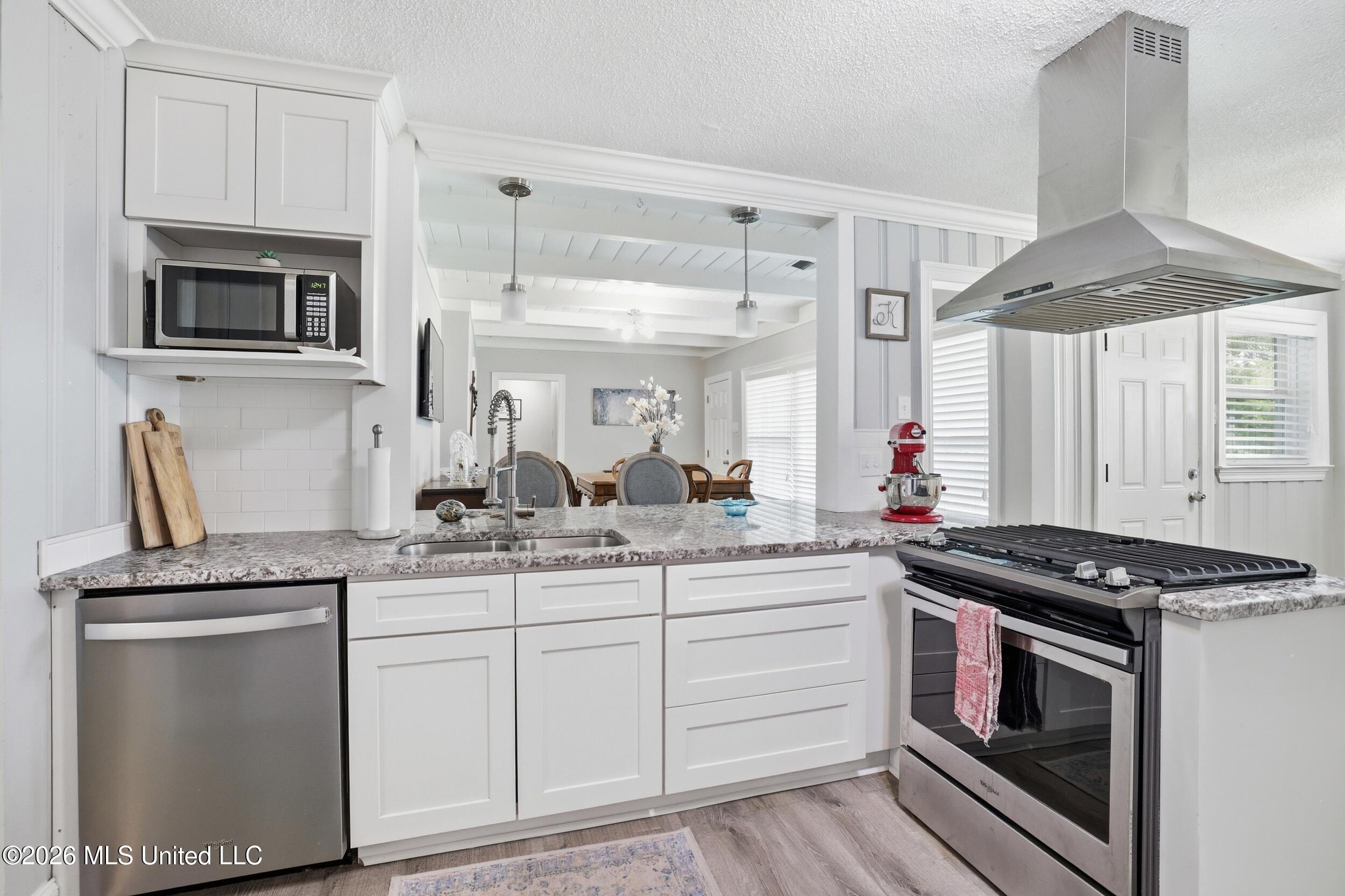 345 Popps Ferry Road