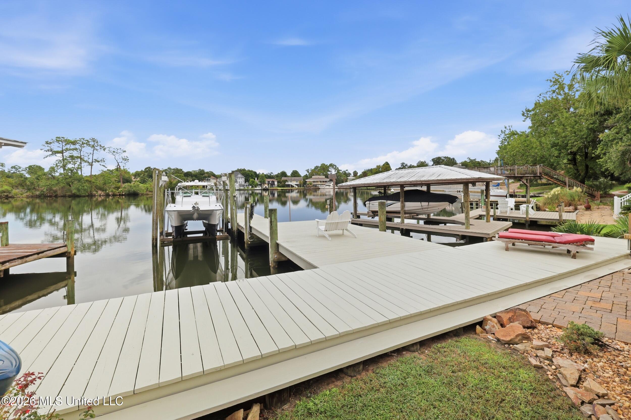 68 Bayou Circle