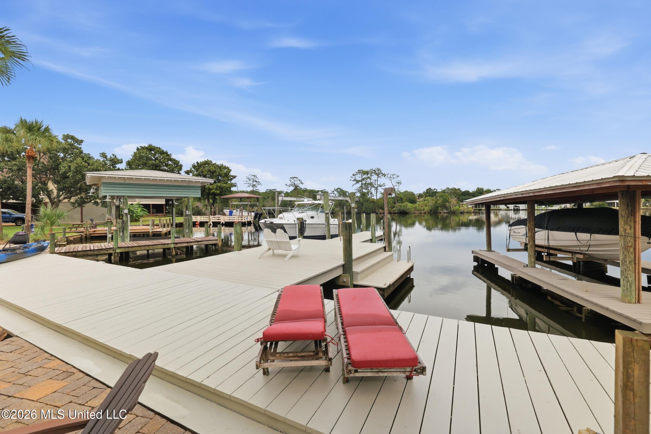 68 Bayou Circle
