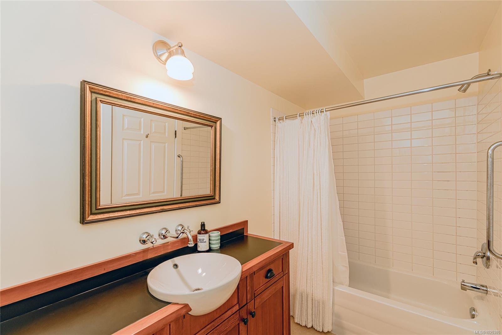 116 Acland Rd