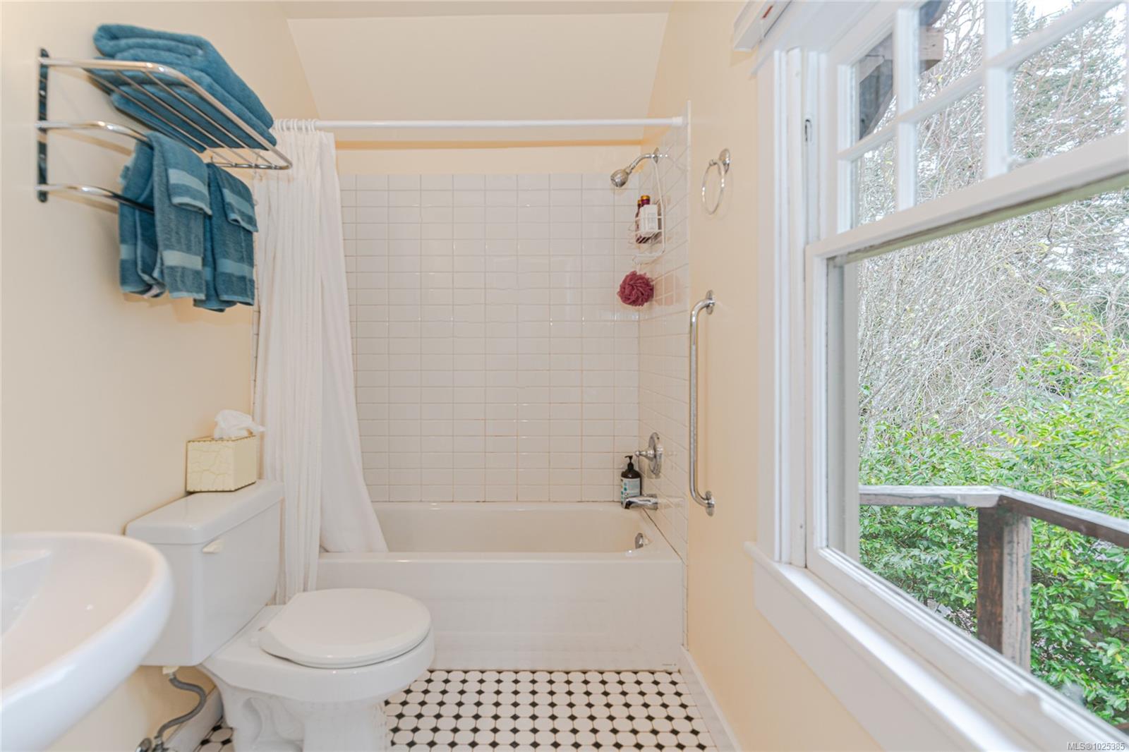 116 Acland Rd