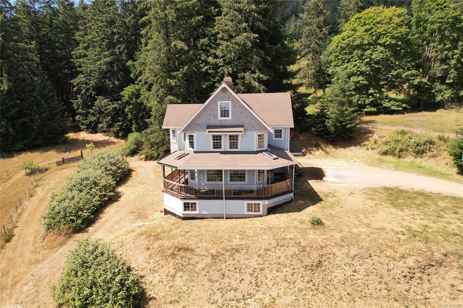 1832 Fulford-Ganges Rd