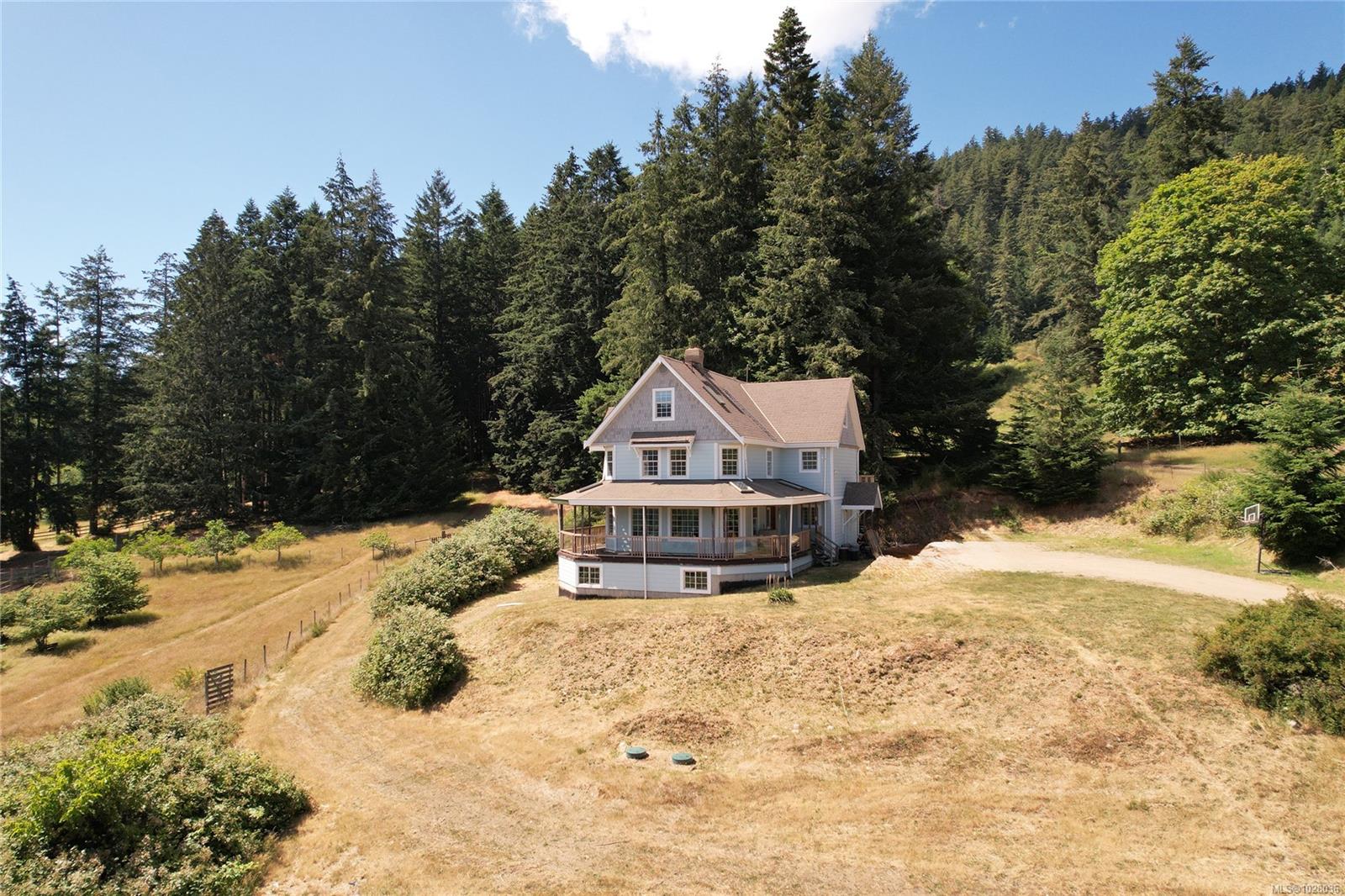 1832 Fulford-Ganges Rd