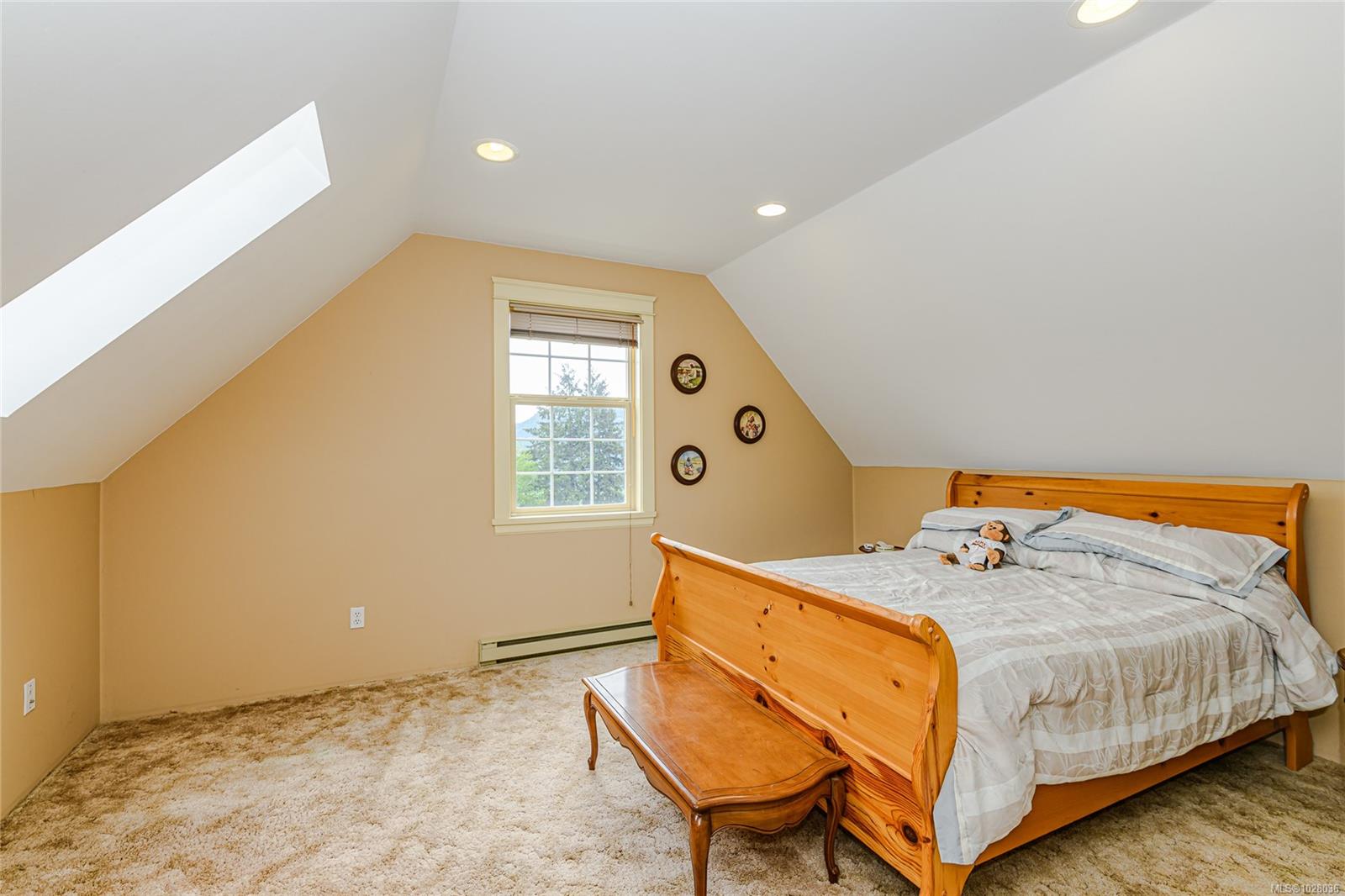 1832 Fulford-Ganges Rd