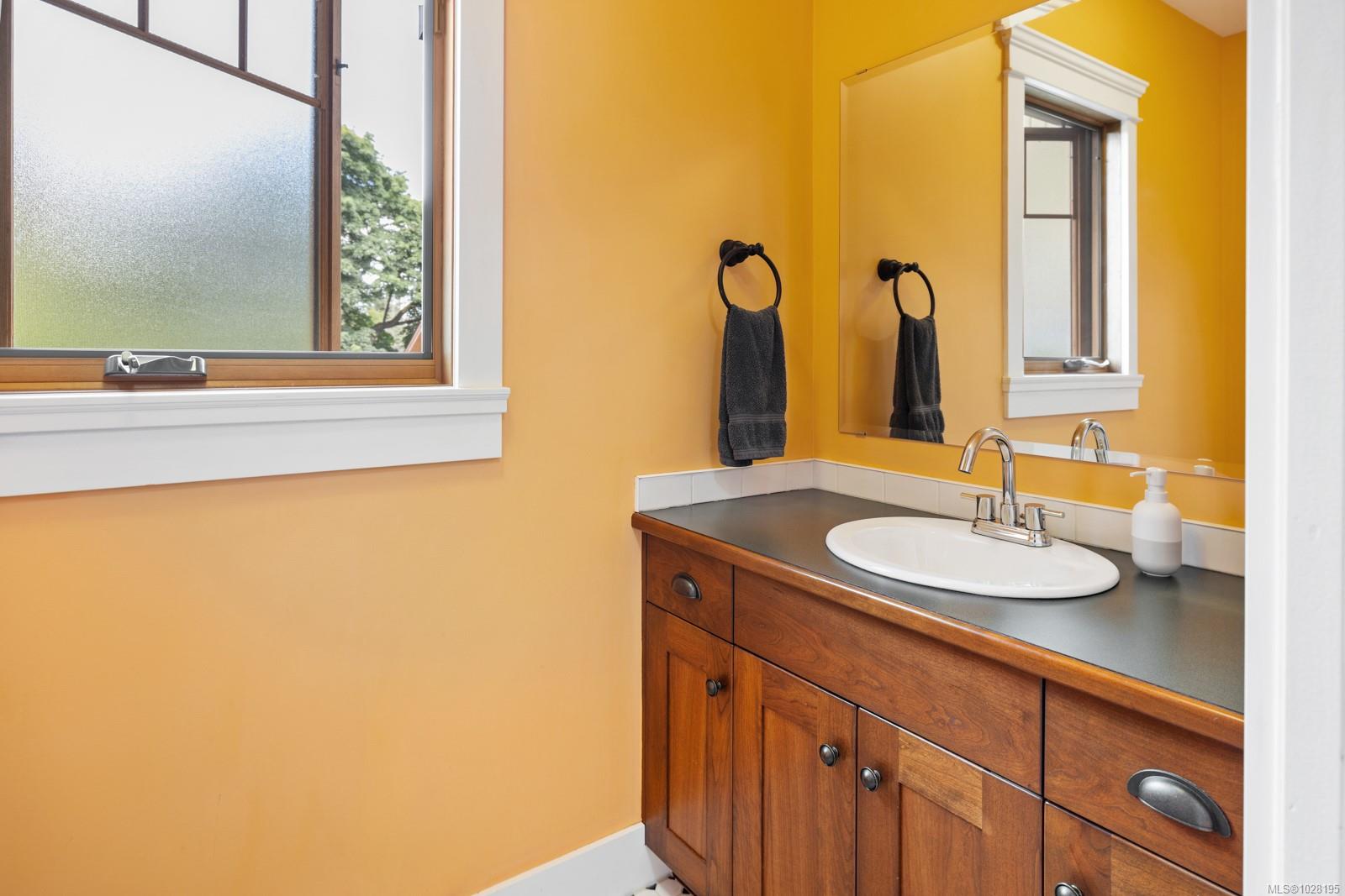 262A Fulford-Ganges Rd