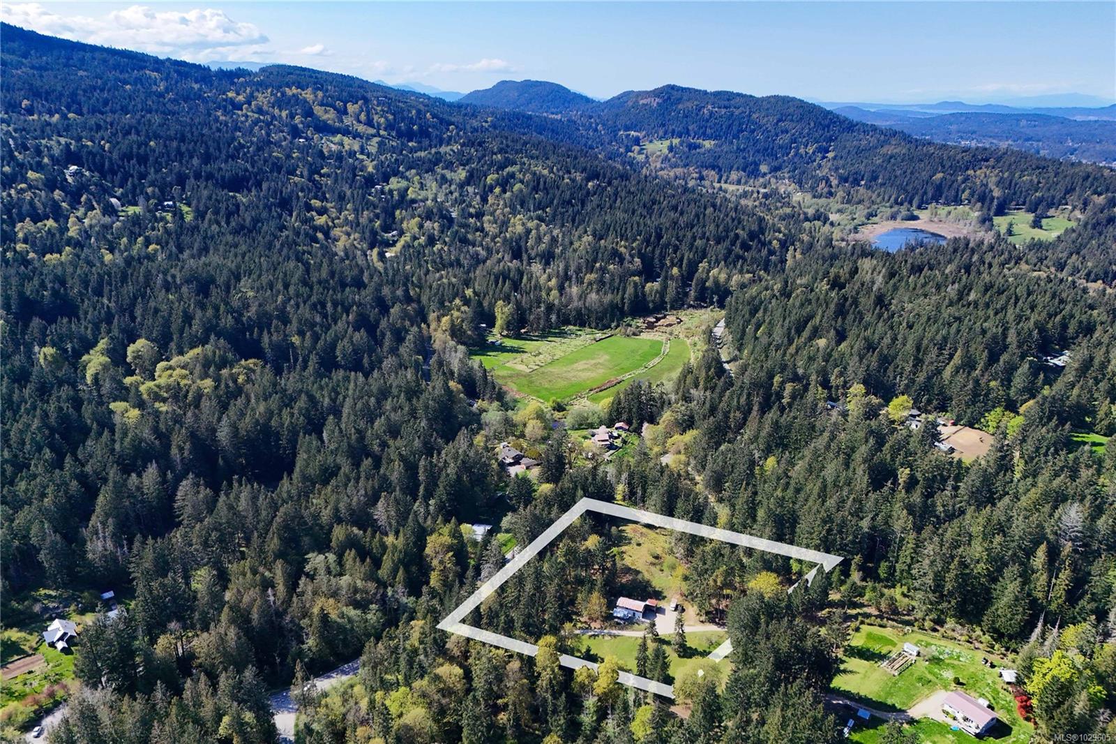 1279 Fulford-Ganges Rd