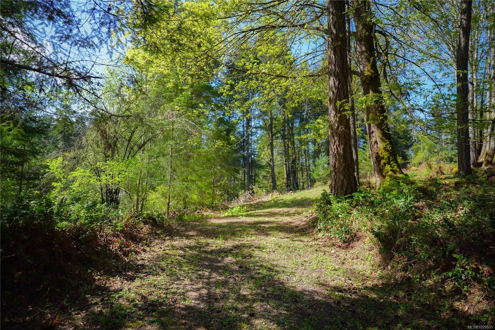 1279 Fulford-Ganges Rd