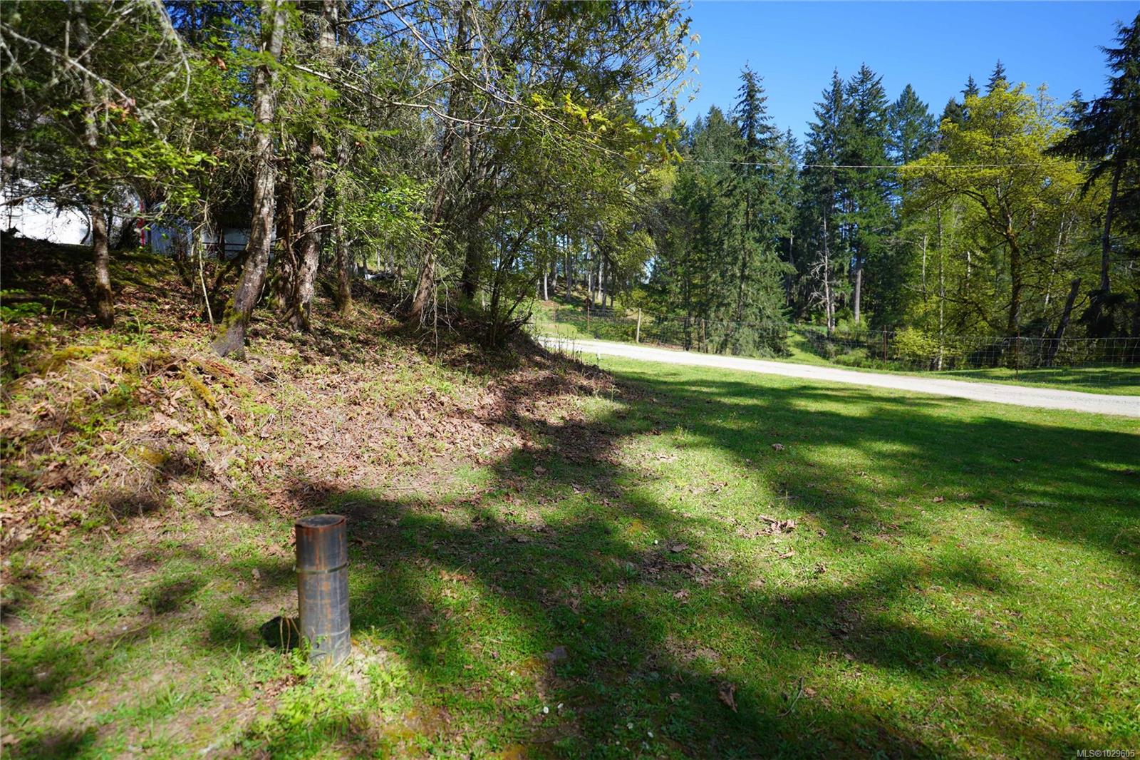 1279 Fulford-Ganges Rd