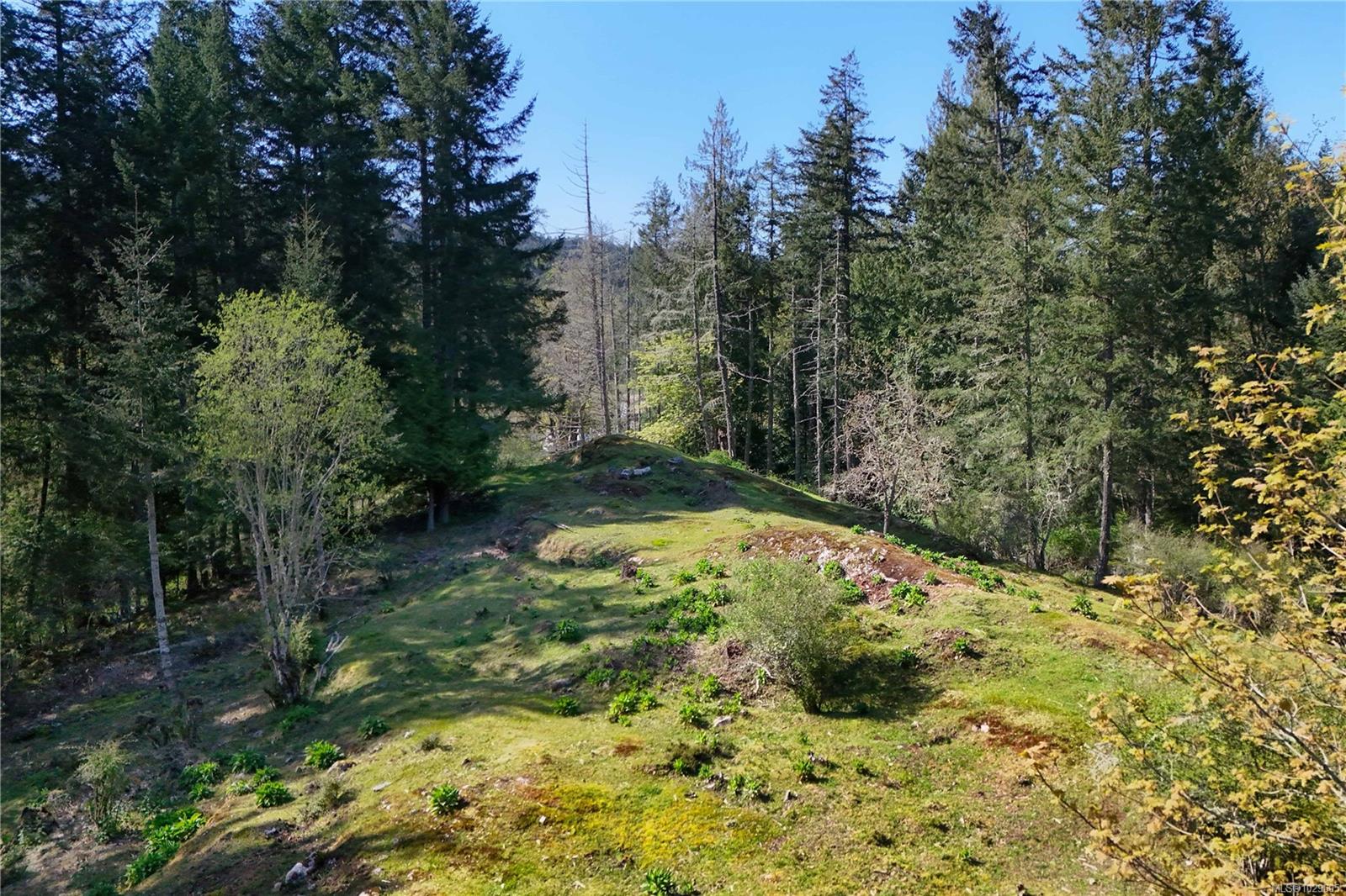 1279 Fulford-Ganges Rd