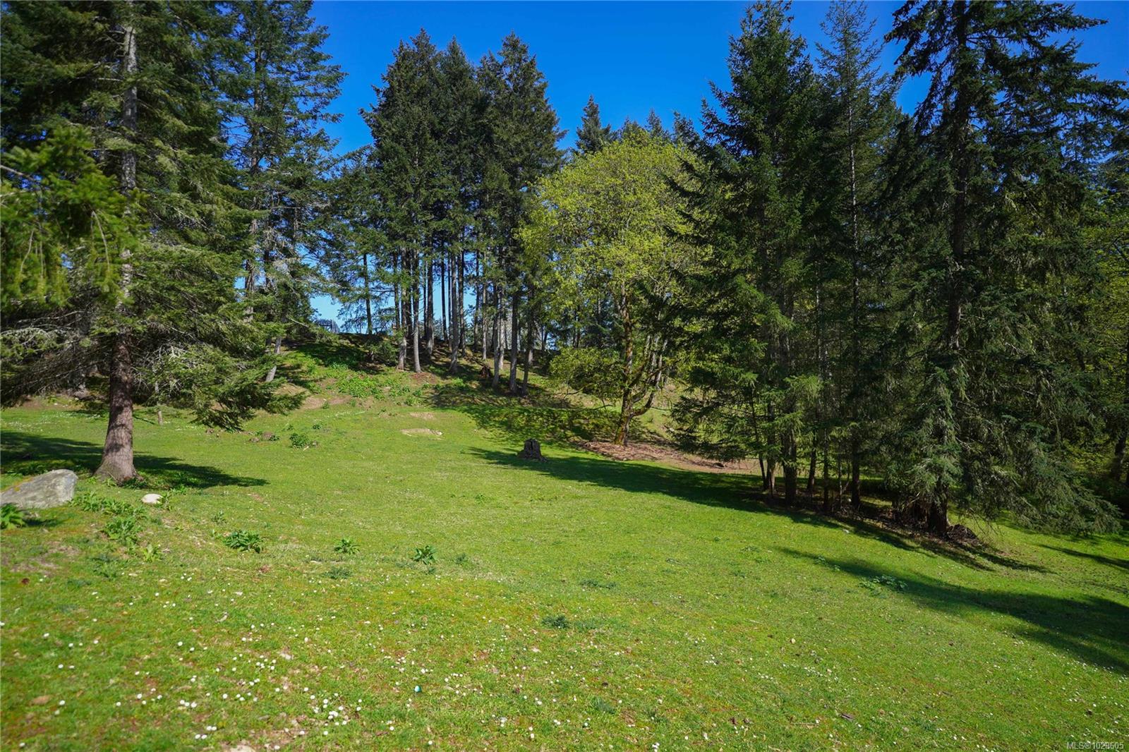 1279 Fulford-Ganges Rd
