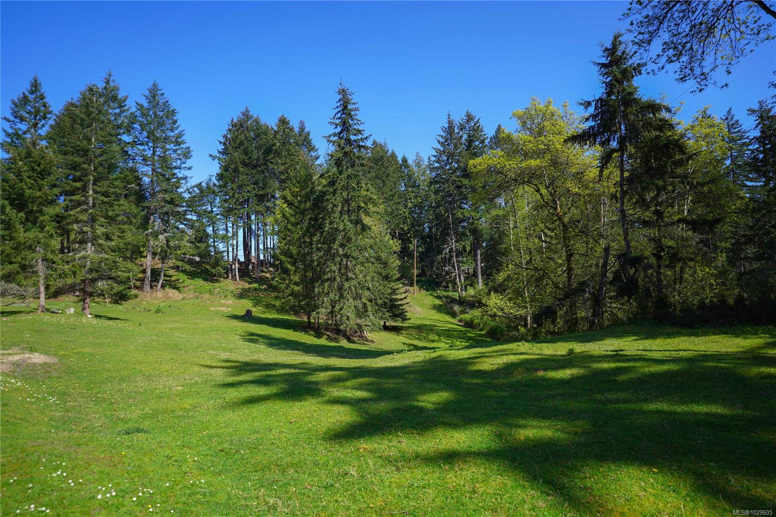 1279 Fulford-Ganges Rd