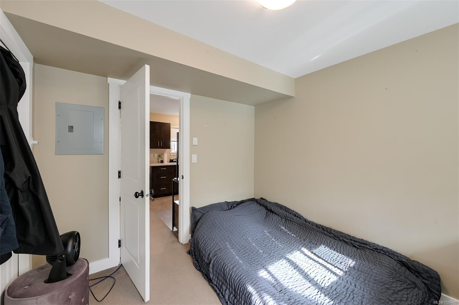 3009 Waterview Close