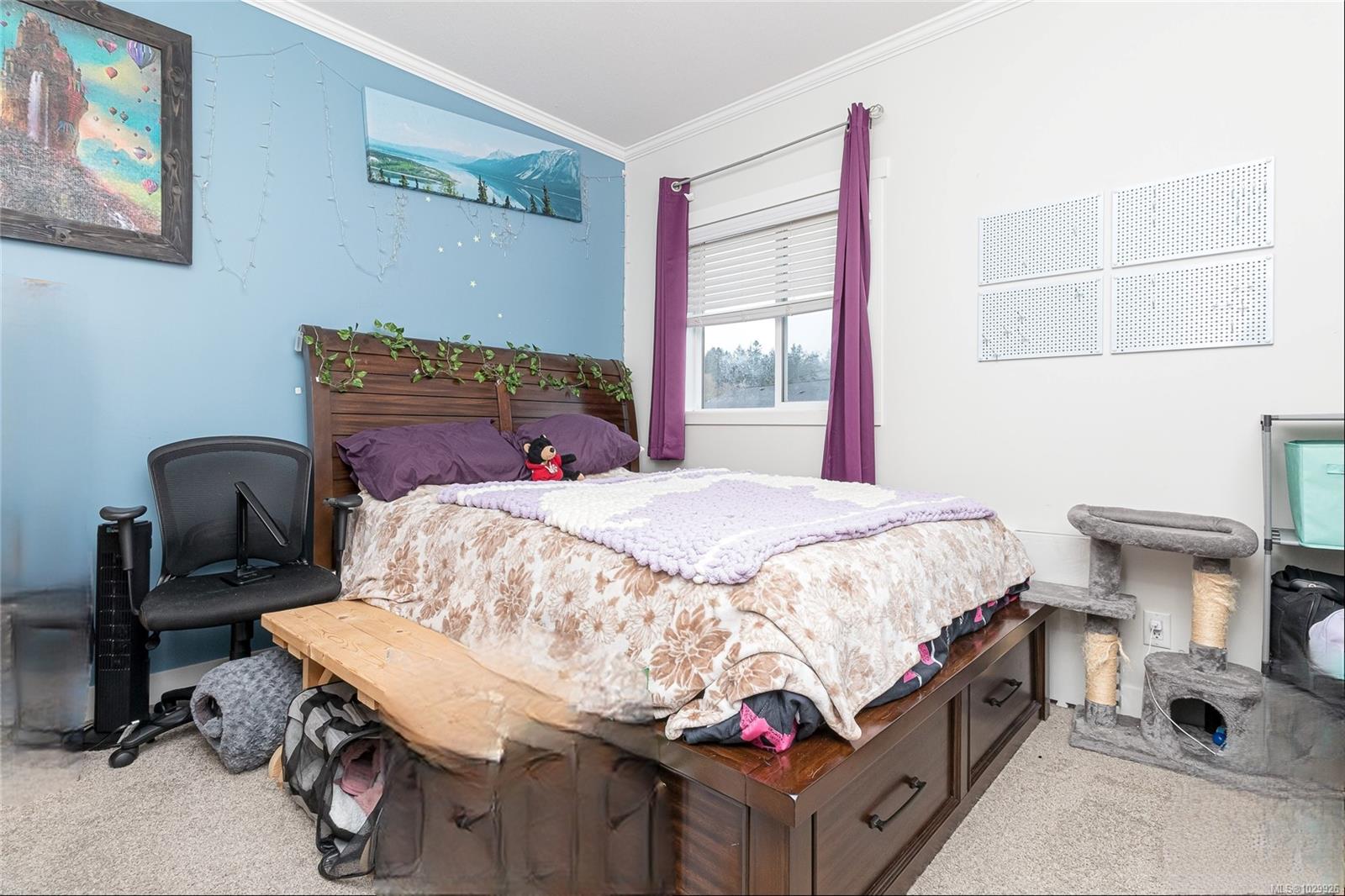17 Saanich Ridge Dr
