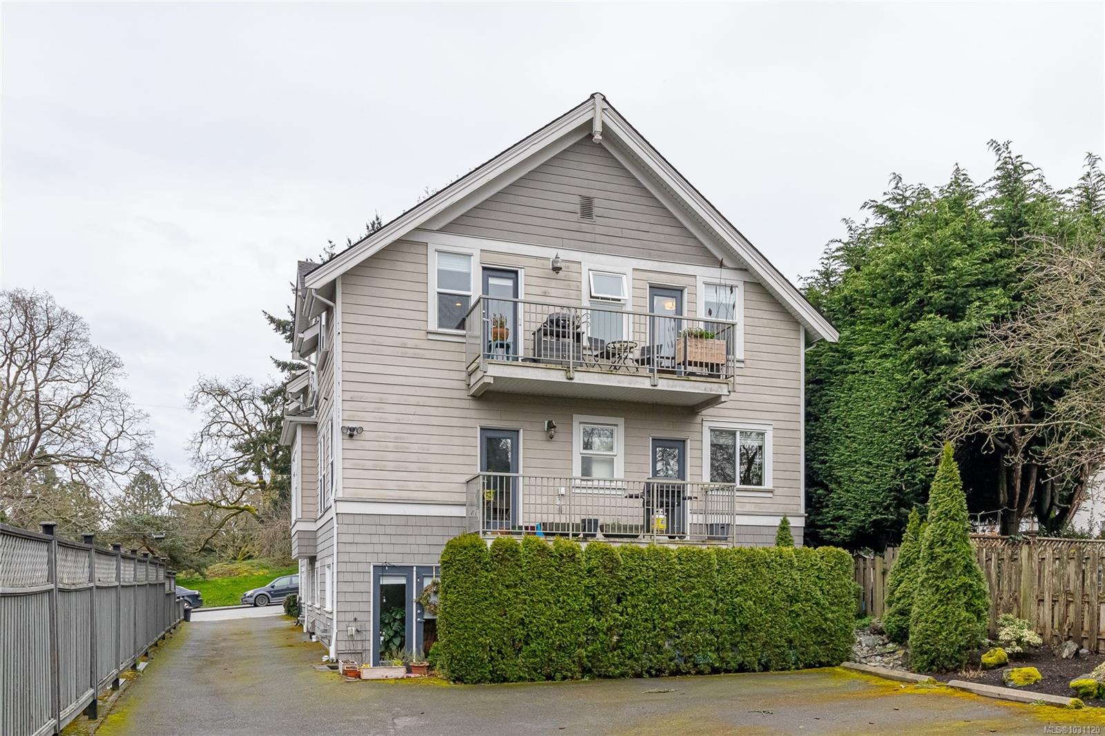 1216 Styles St # D
