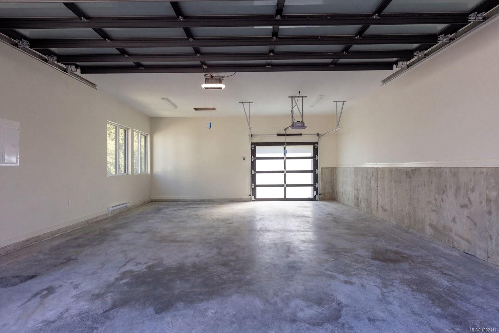 1677 Lands End Rd