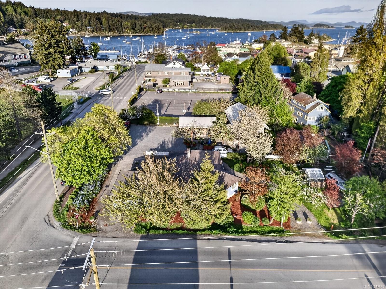 127 Rainbow Rd