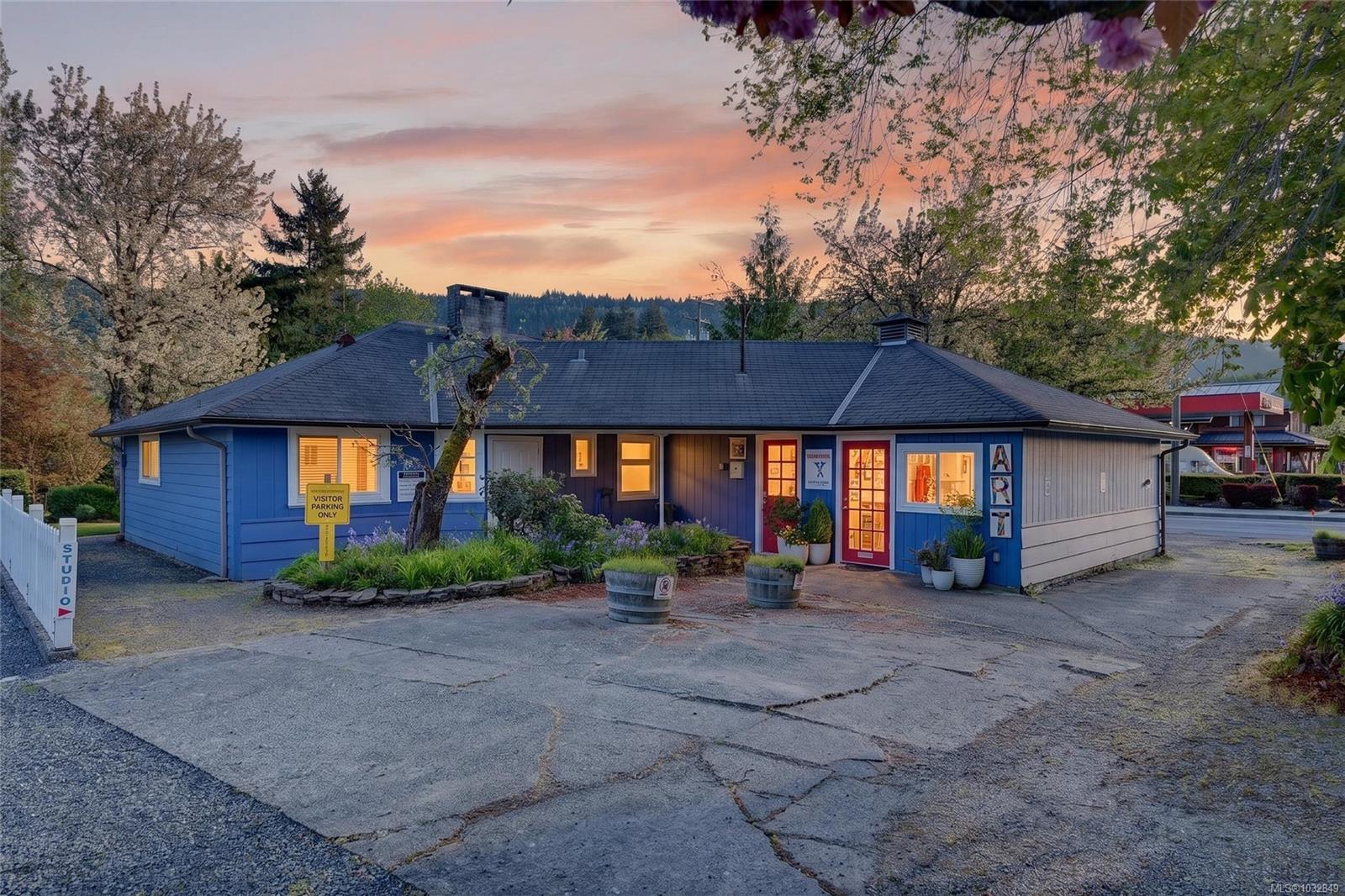 127 Rainbow Rd