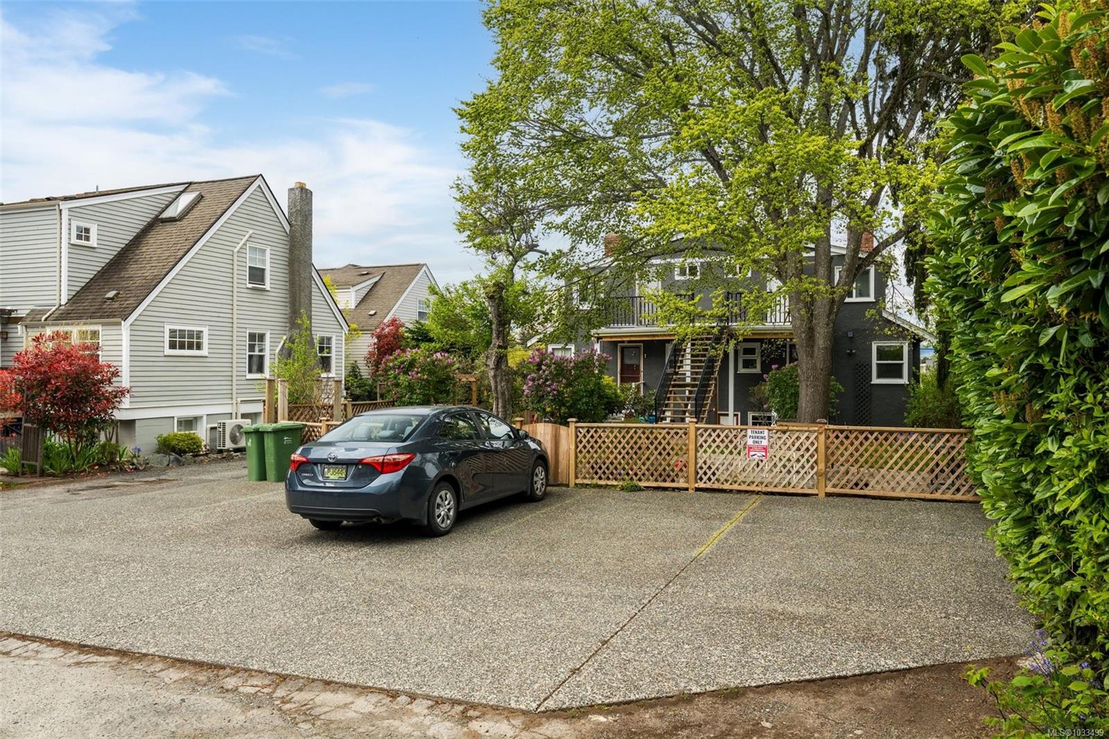 239 St. Andrews St