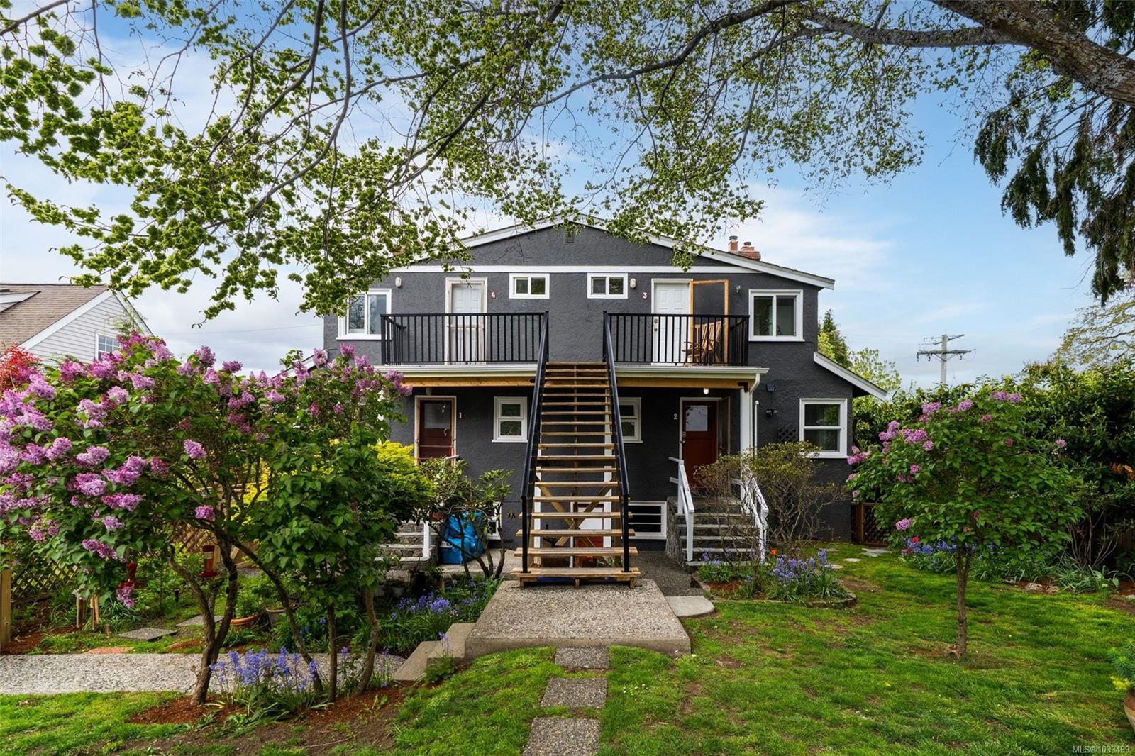 239 St. Andrews St