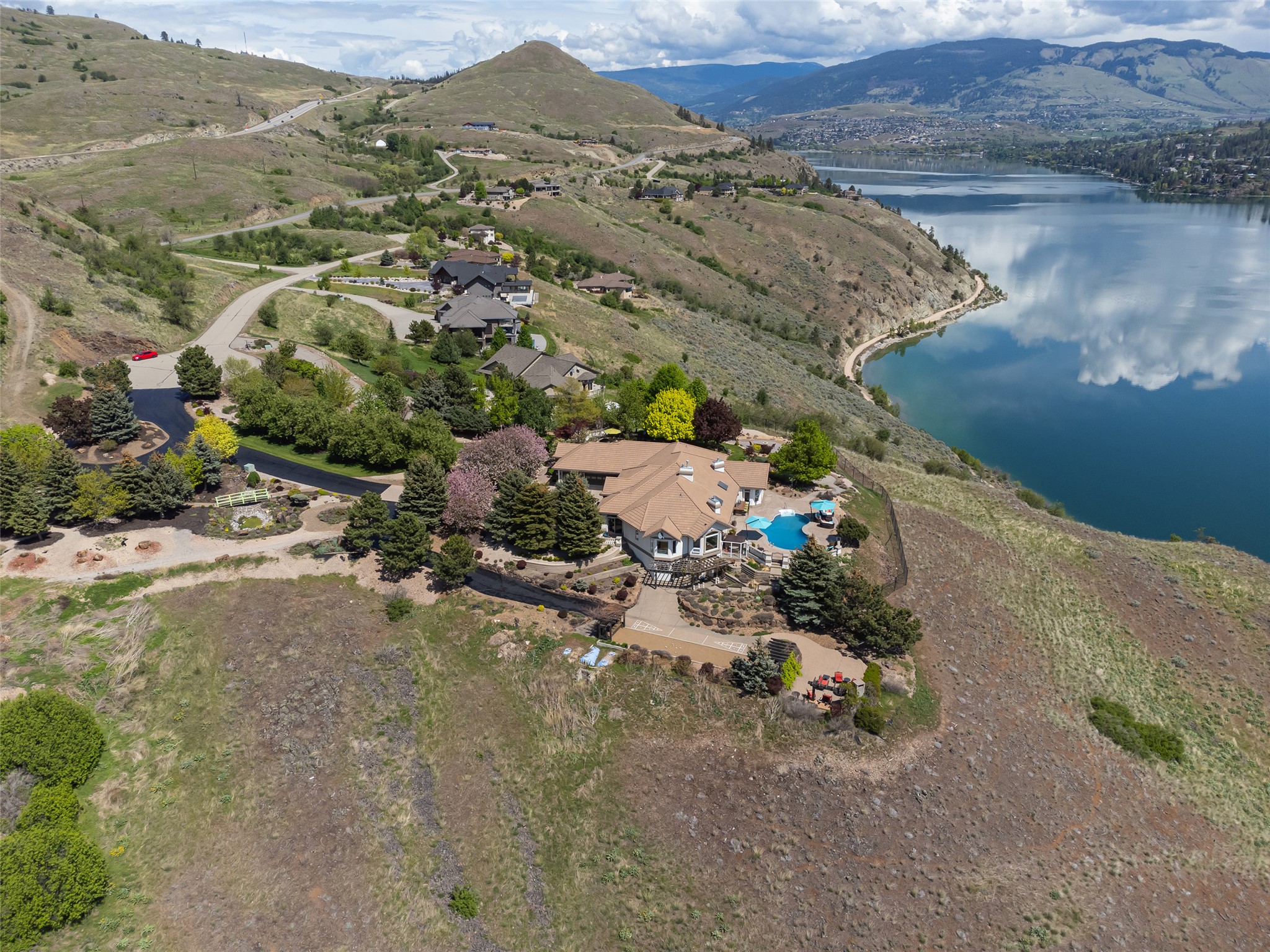 315 Kalamalka Lakeview Drive 1