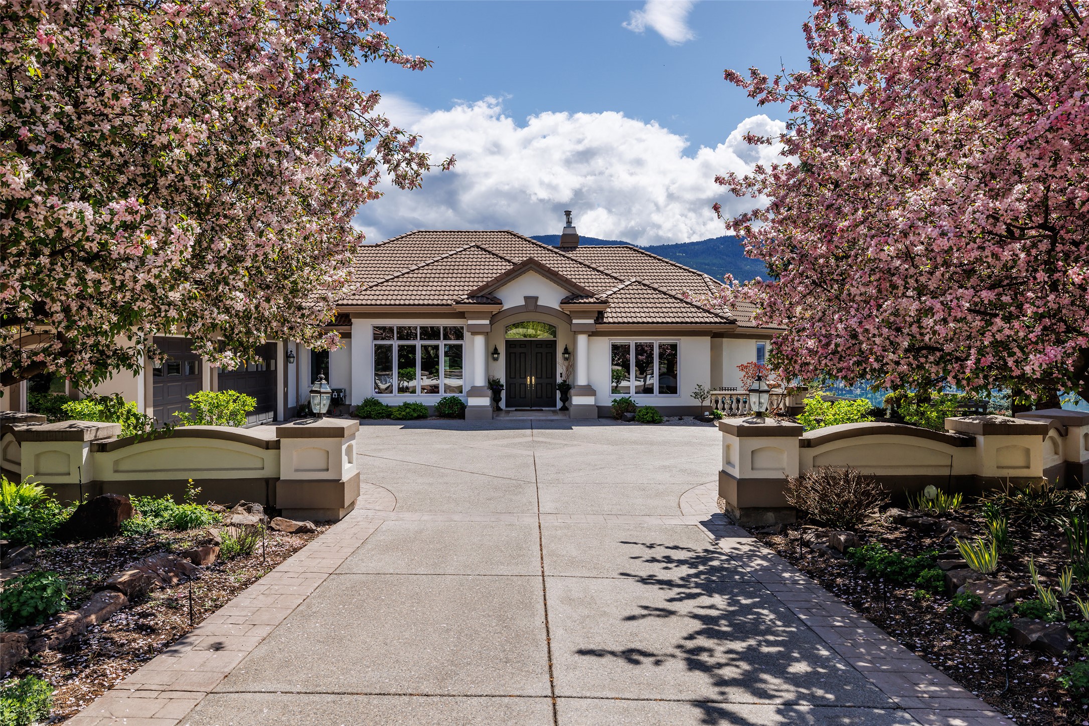 315 Kalamalka Lakeview Drive 1
