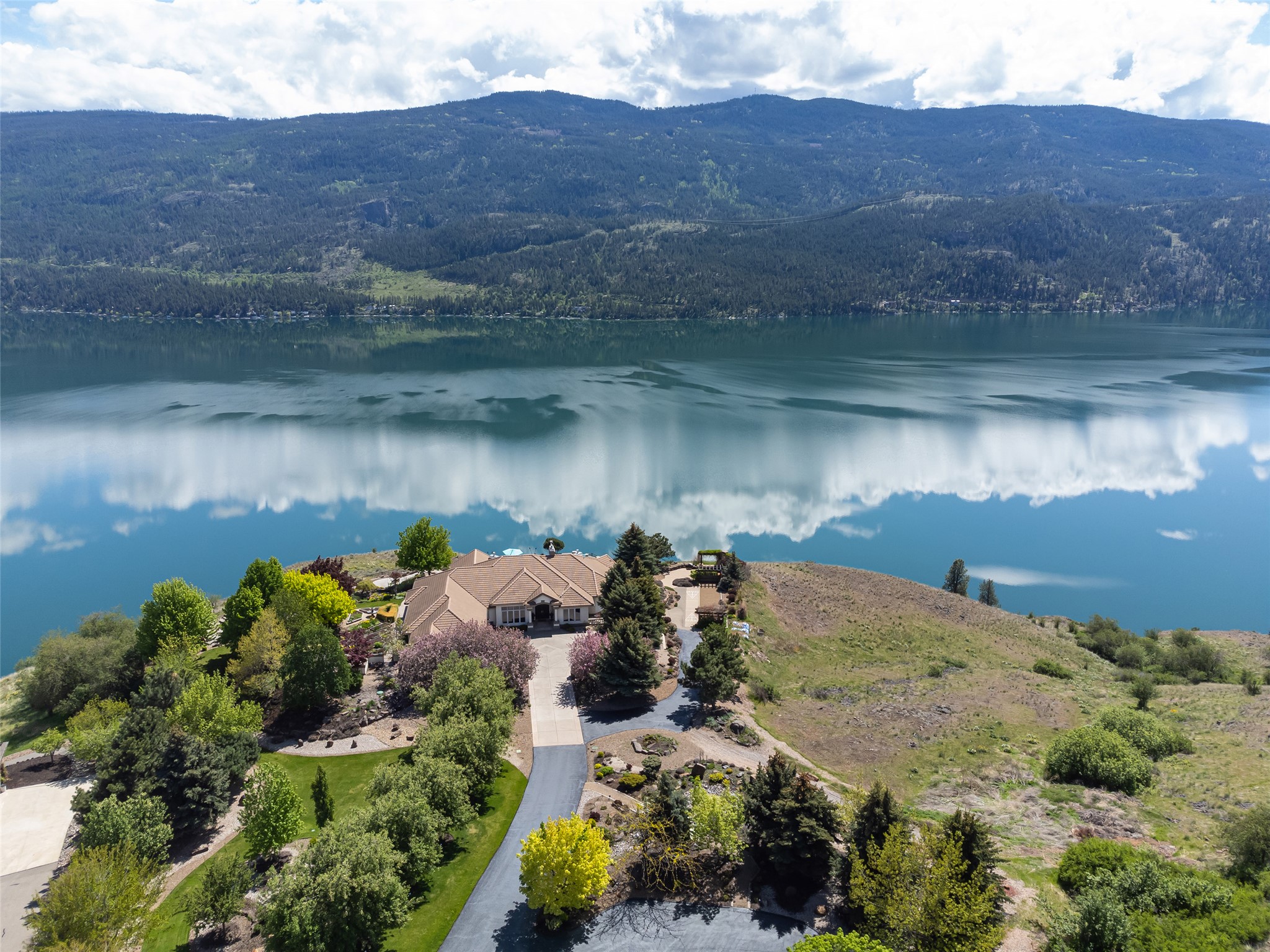 315 Kalamalka Lakeview Drive 1