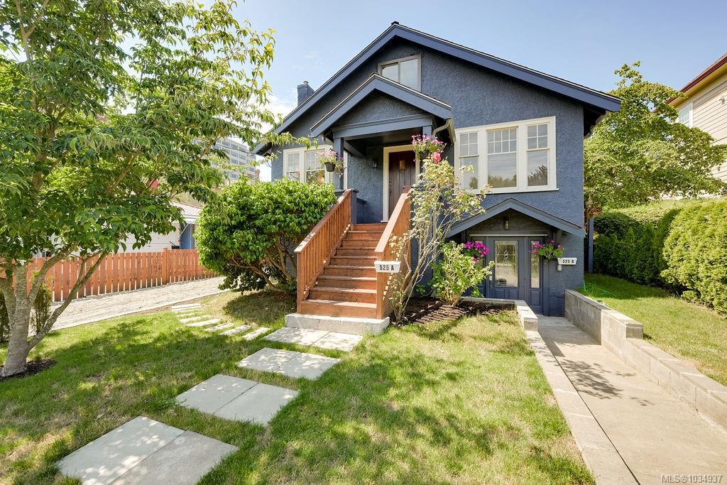 525 Simcoe St