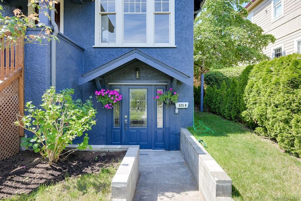 525 Simcoe St