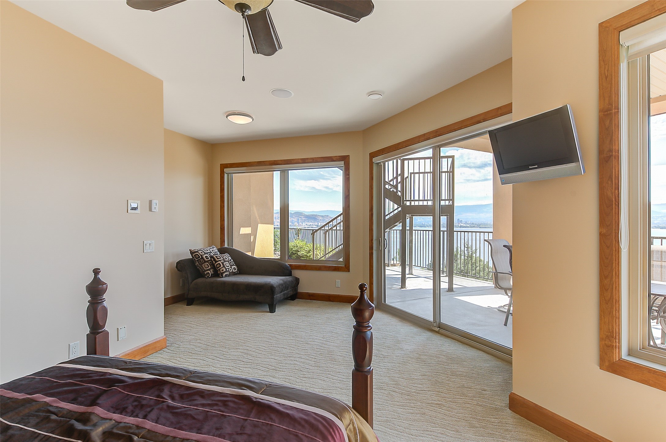 2513 Casa Palmero Drive